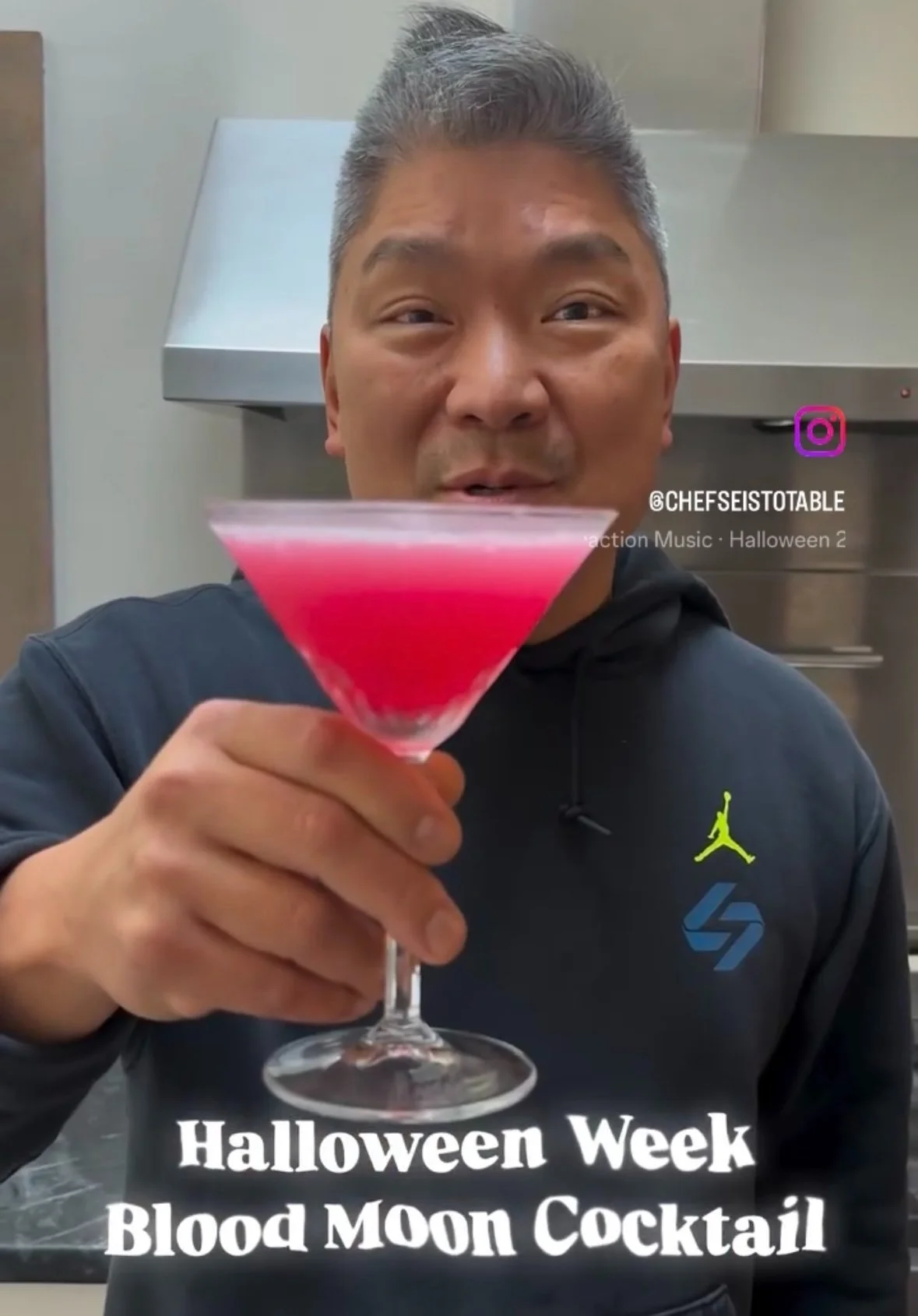 Blood Moon Cocktail 