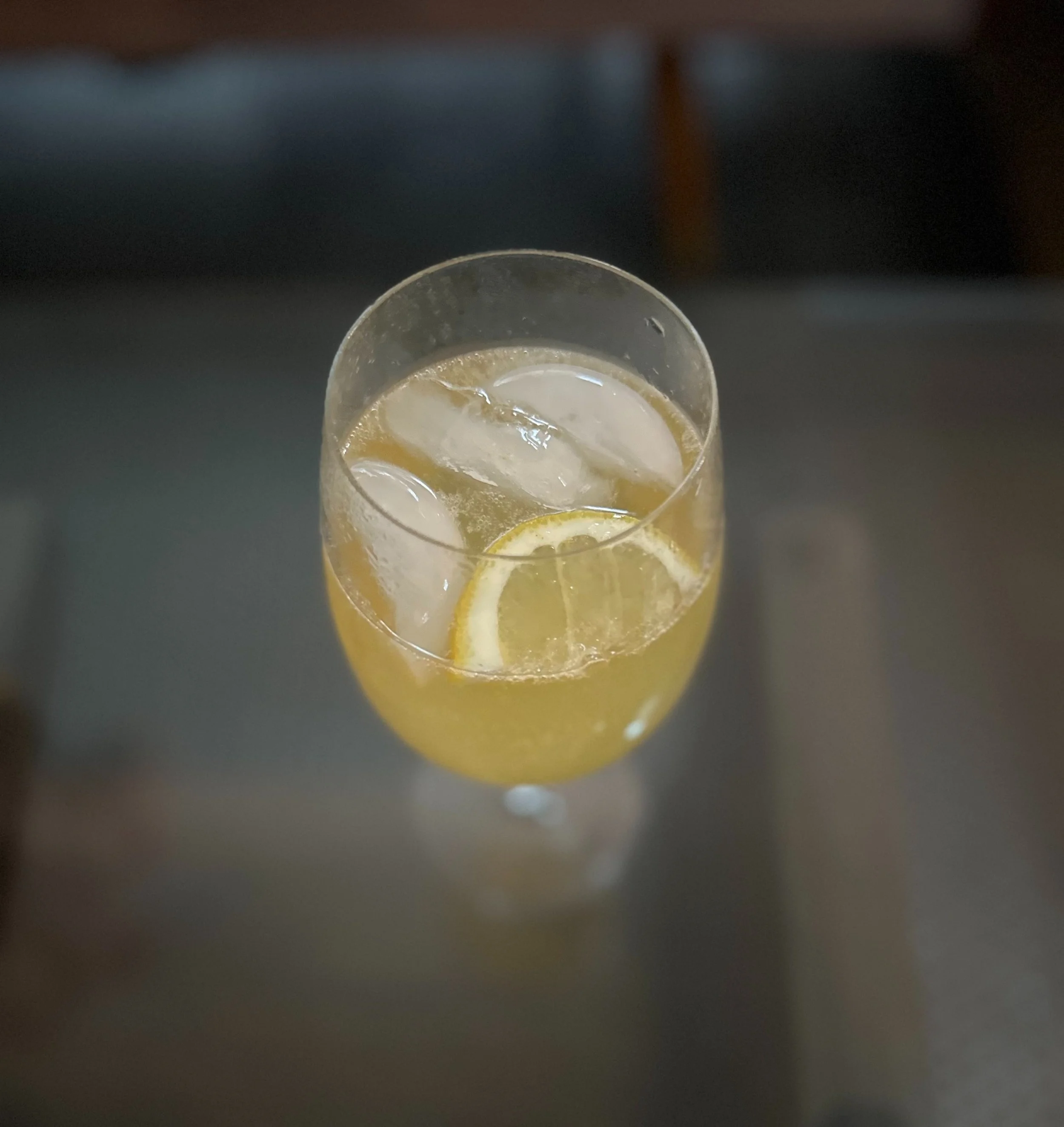 Apple Cider Vinegar Spritz Detox Drink