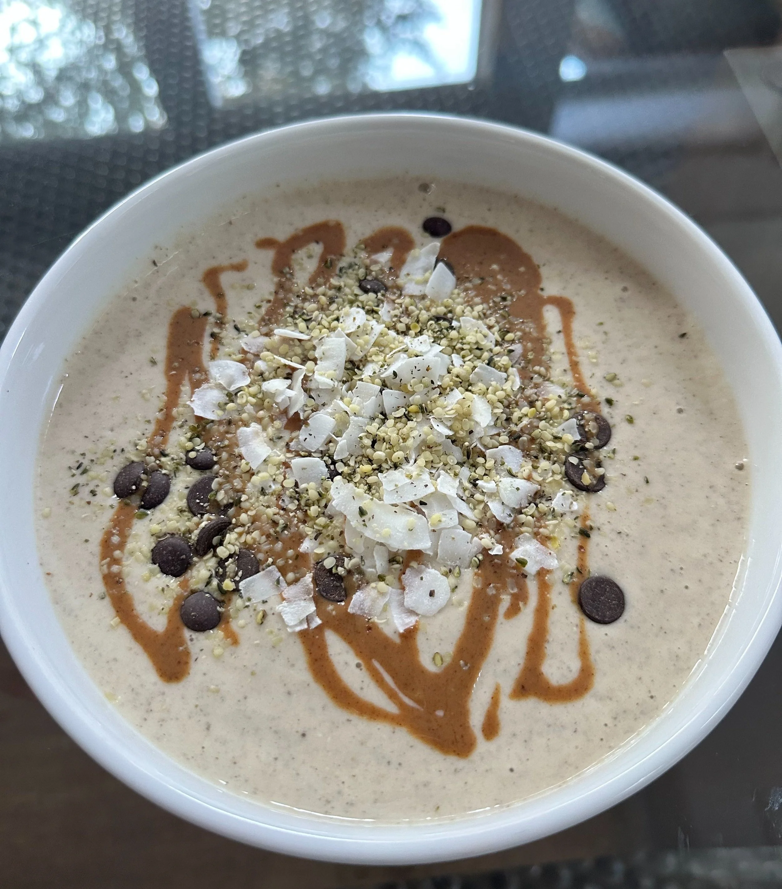 Banana Oat Smoothie Bowl 