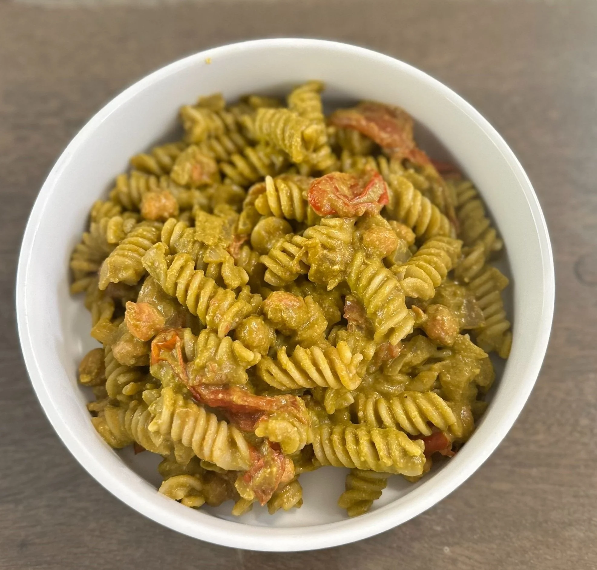 Vegan Creamy Spinach Pasta with Chickpeas 