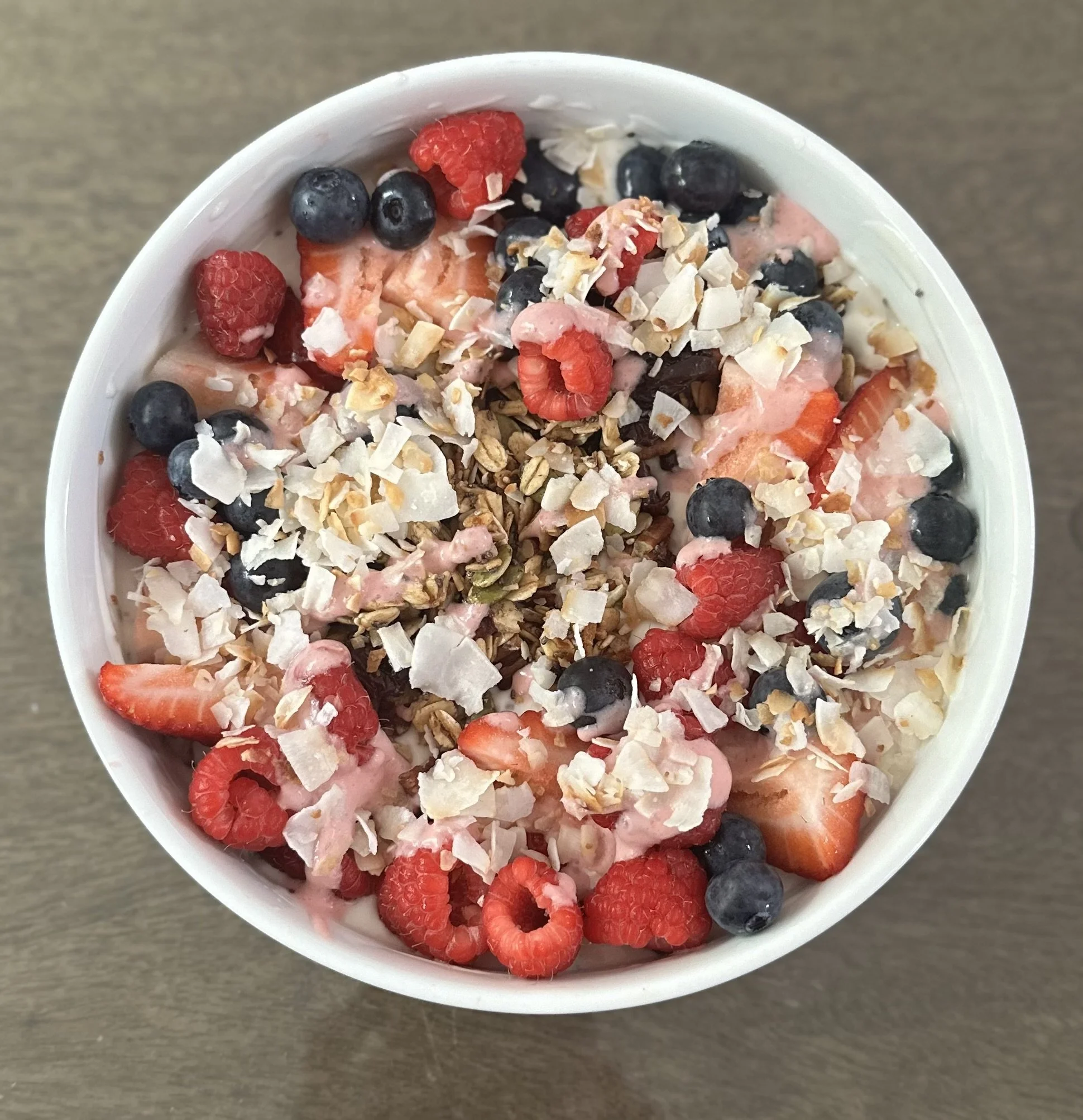 Vegan Berry Breakfast Bowl