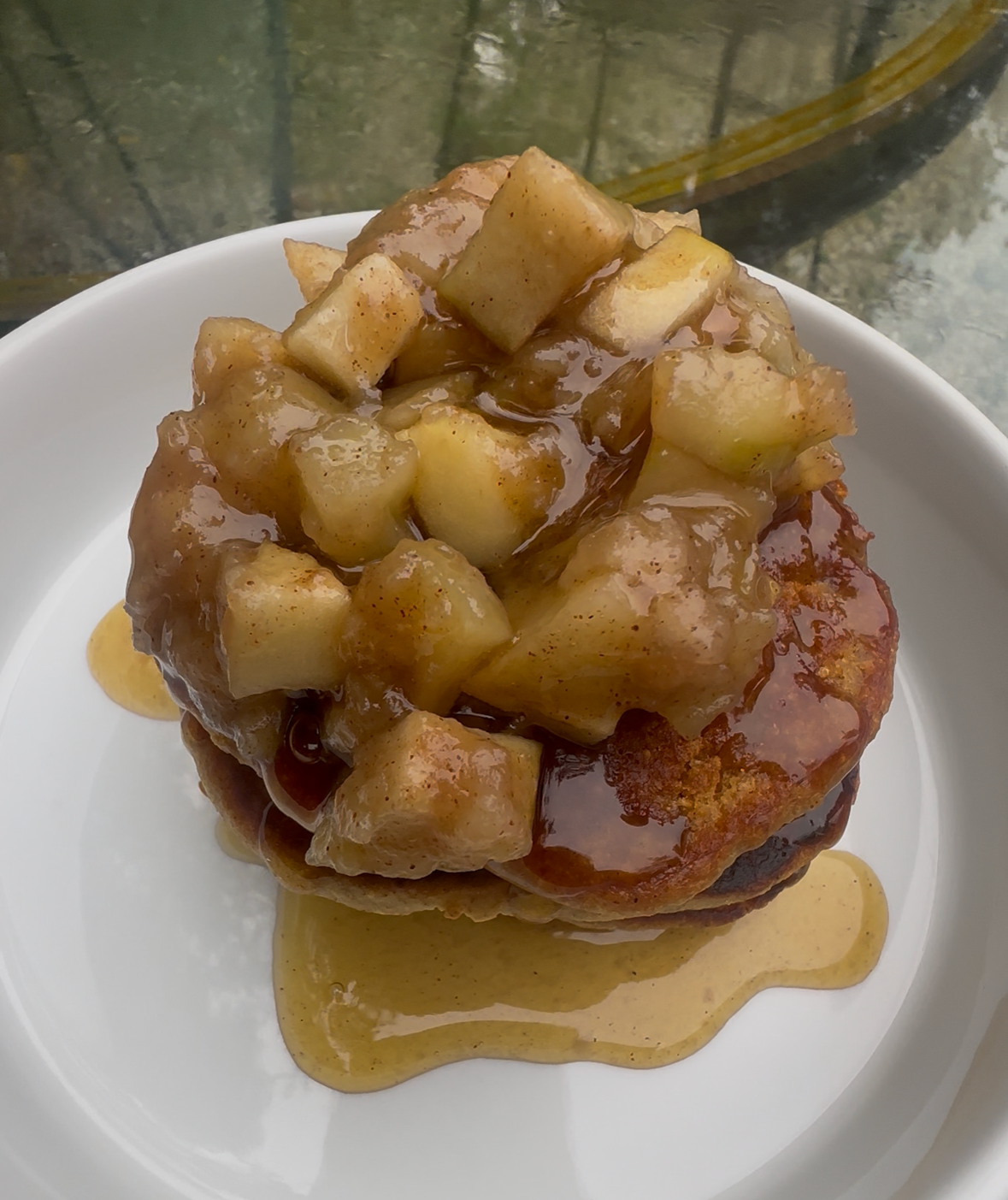 Apple Pie Oat Pancakes (Vegan)