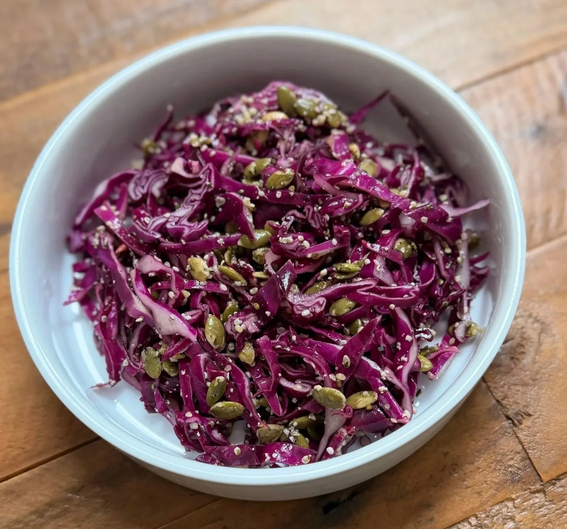 Lemon-Garlic Red Cabbage Super Salad 