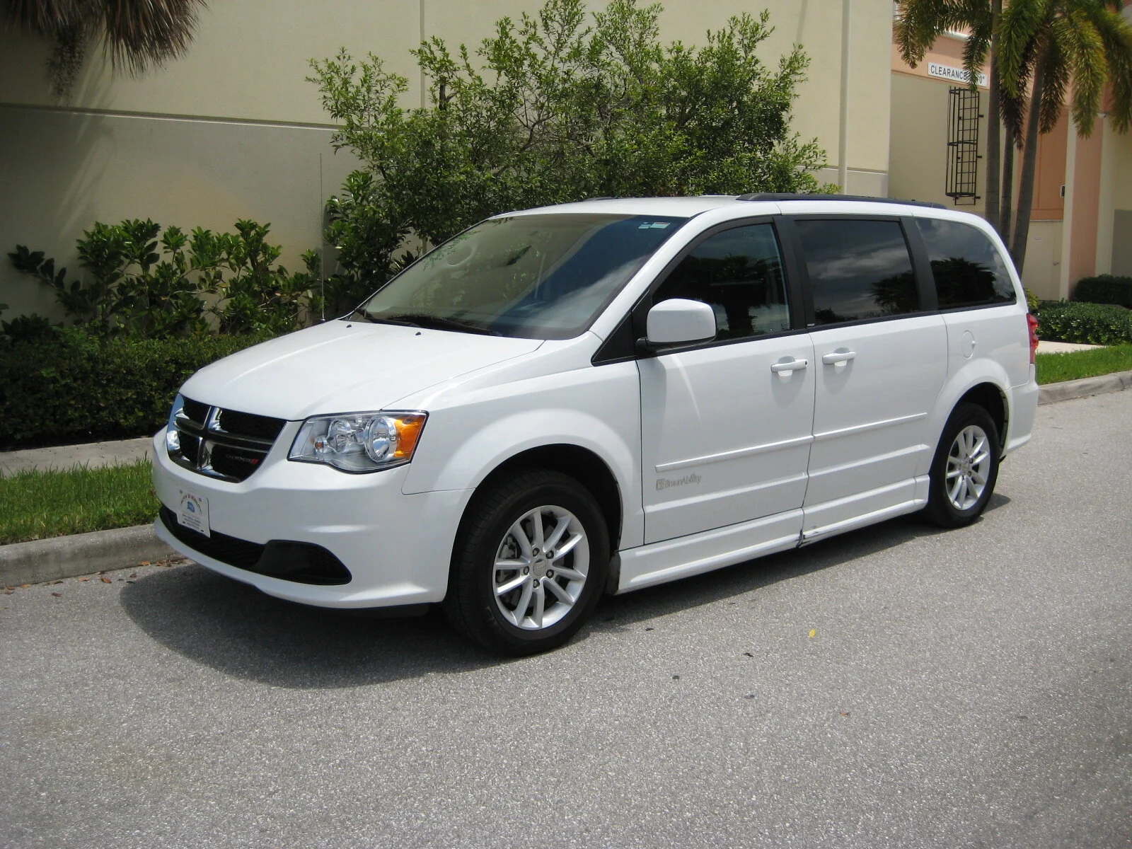 Van Photo-3-side.JPG