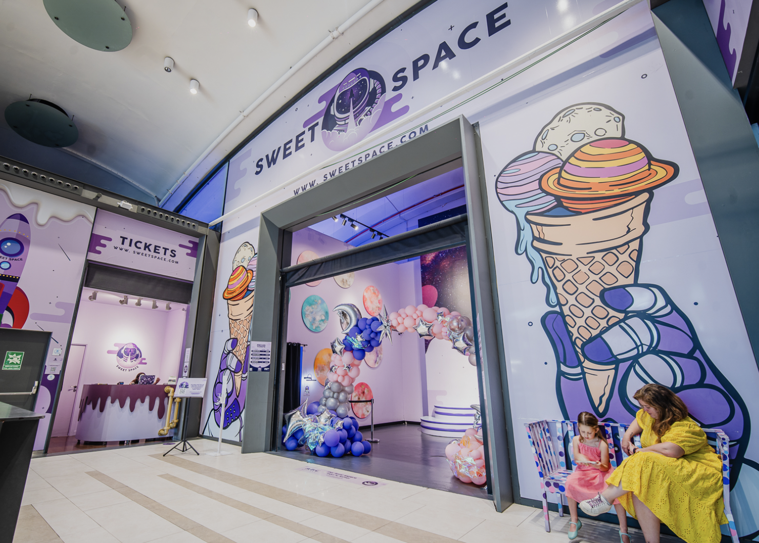5 Tips for Organizing a Space Birthday