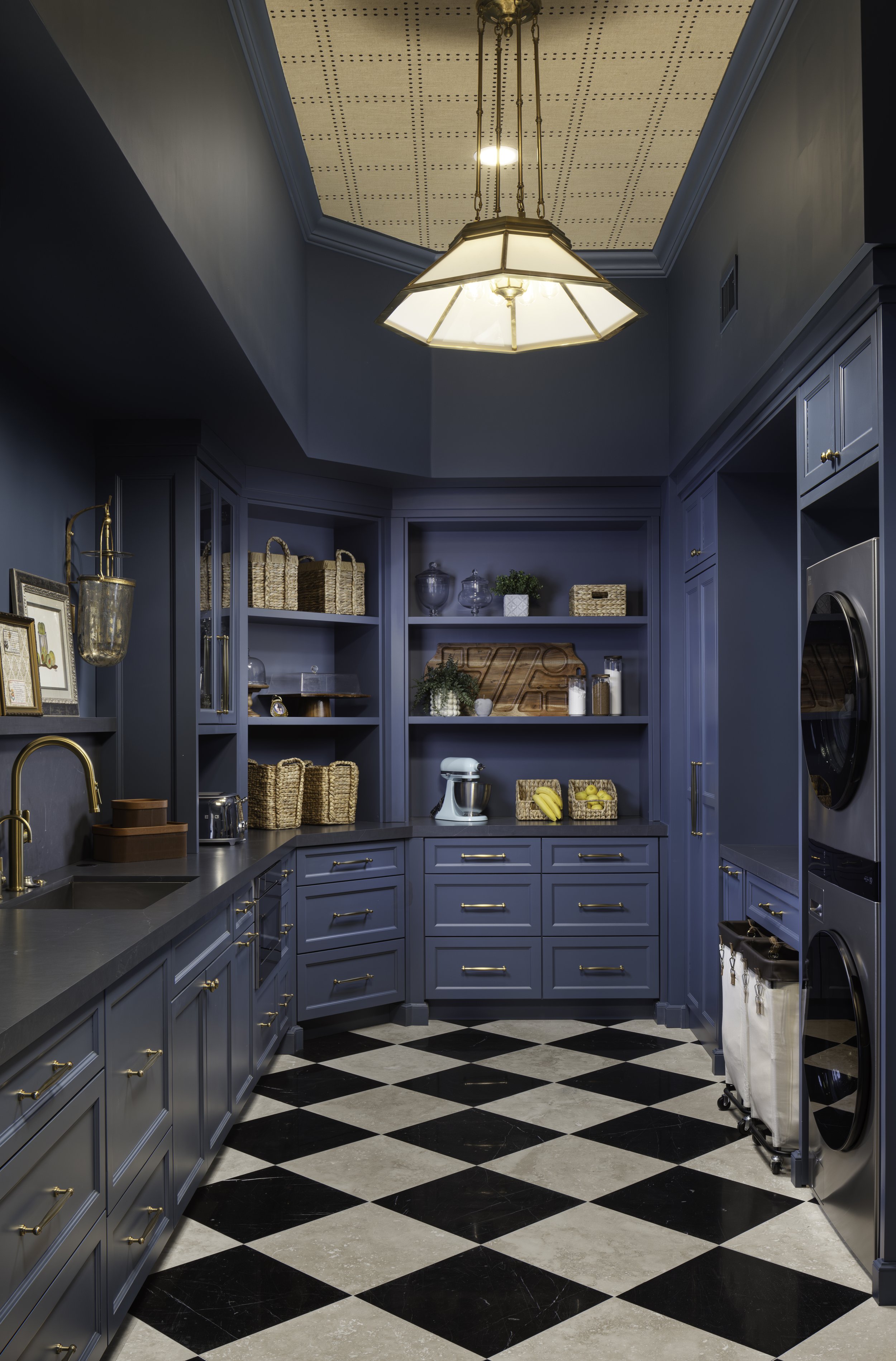 PANTRY 1.jpeg