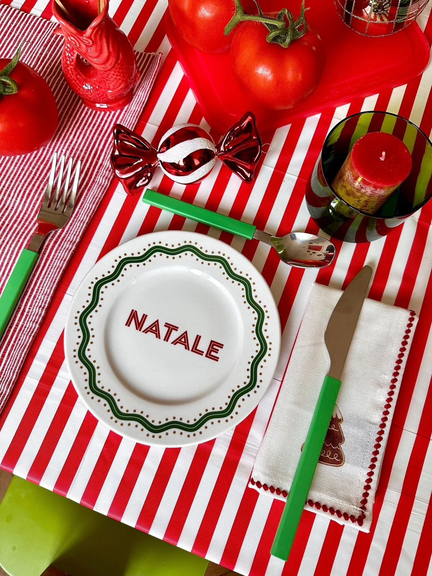 🎄 Il conto alla rovescia per Natale &egrave; ufficialmente iniziato! NATALE e Santa Claus sono le prime novit&agrave; di quest&rsquo;anno: perfetti da regalare ai vostri cari o per servire tutti i dolcetti delle feste. Qualcuno potrebbe dire che &eg