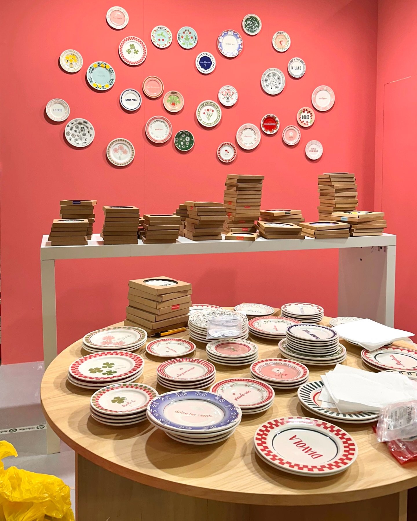 Presto, prestissimo vi racconter&ograve; tutte le novit&agrave; ✨

@milanohome.exhibition &egrave; finita: quattro giorni intensi (devo dire che tutto gennaio non scherza) ma che alla fine mi lasciano sempre addosso una sensazione bella, che mi porte