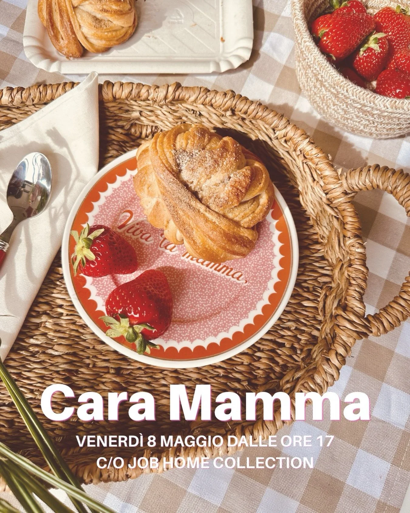 Venerd&igrave; 8 maggio ci troviamo da @job_home_collection 🌸

Dalle 17 preparo pacchetti speciali (e floreali) per la Festa della Mamma: scegli il tuo piattino o la tazza Viva la Mamma e lo confezioner&ograve; per te!

Sar&agrave; un modo per conos