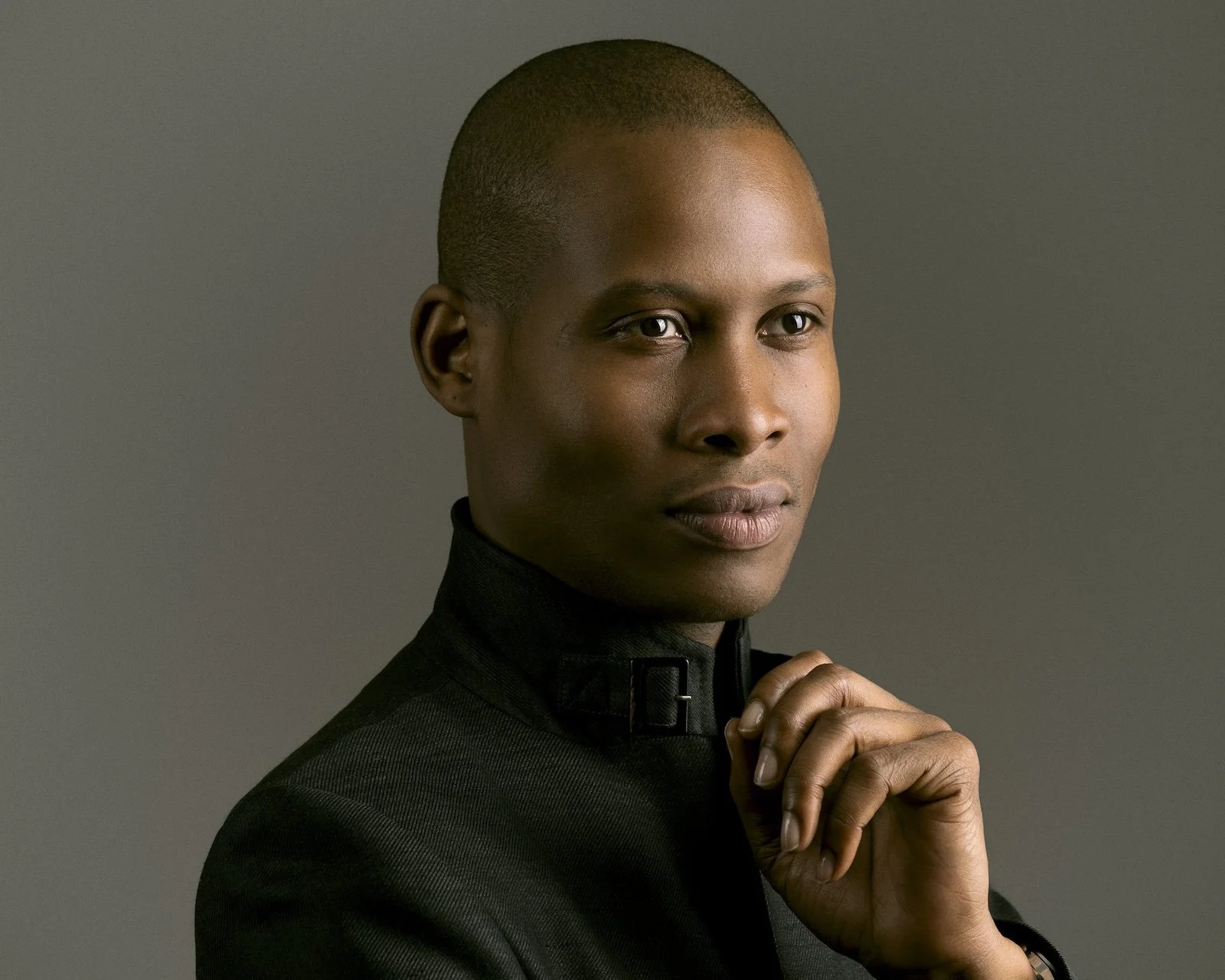 editorial-portrait-black-male-beauty-studio-new-york-dimitri-mais-photography.jpg