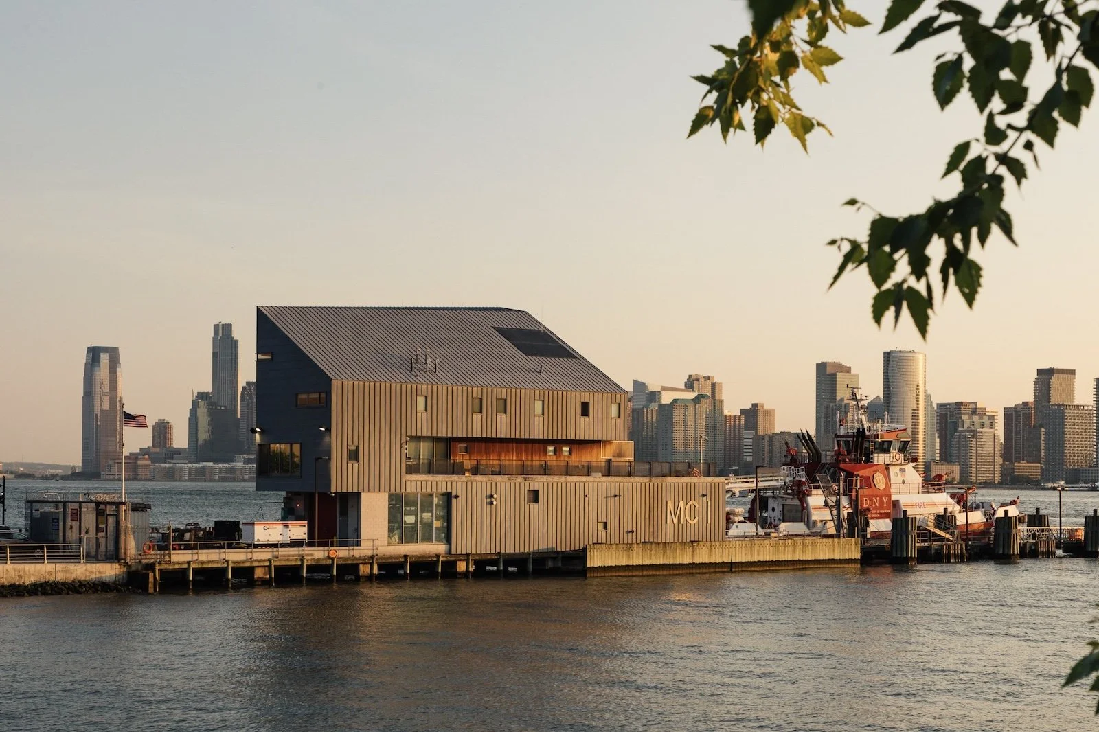 new-york-architectural-photography-highline-waterfront-building-dimitri-mais.jpg