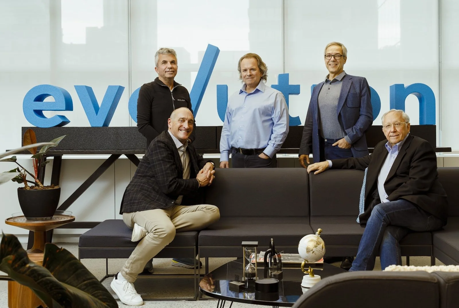 corporate-group-portrait-evolution-equity-partners-new-york-dimitri-mais-photography.jpg