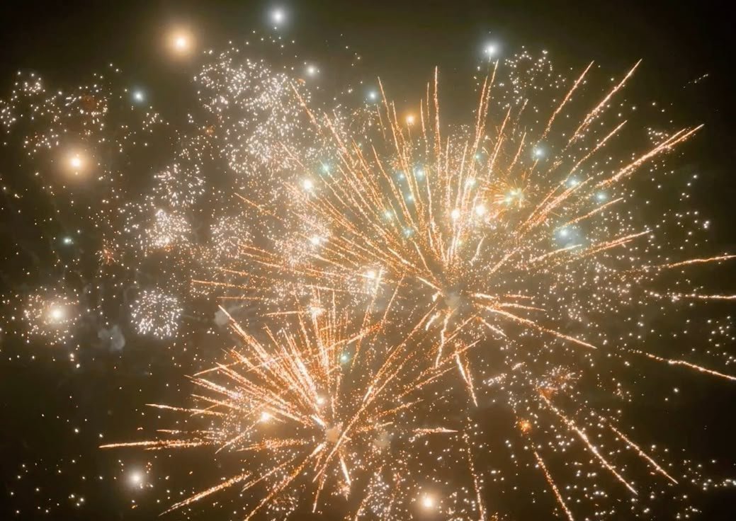 Crew: Fireworks