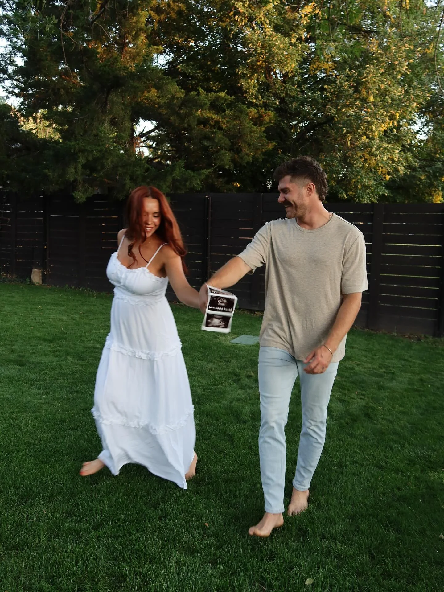 thank you SO MUCH for all the love you shared with us over our big news!!! truly so grateful to have so many loving and supportive people around us. 🤍✨

huge shoutout to my bestie since childhood @maddiepalica for taking these photos for us!! absolu
