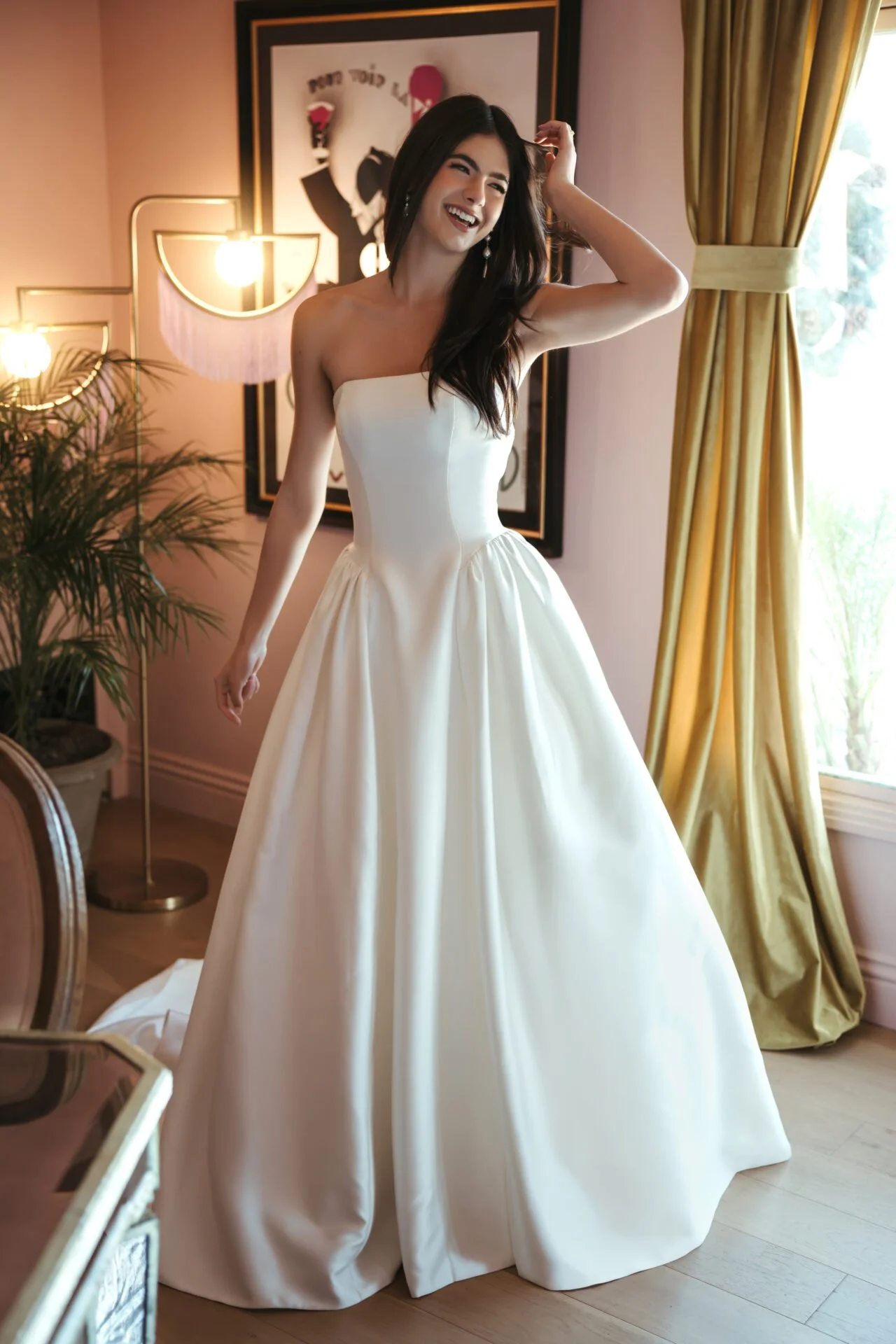 STRAPLESS MIKADO BALLGOWN WEDDING DRESS