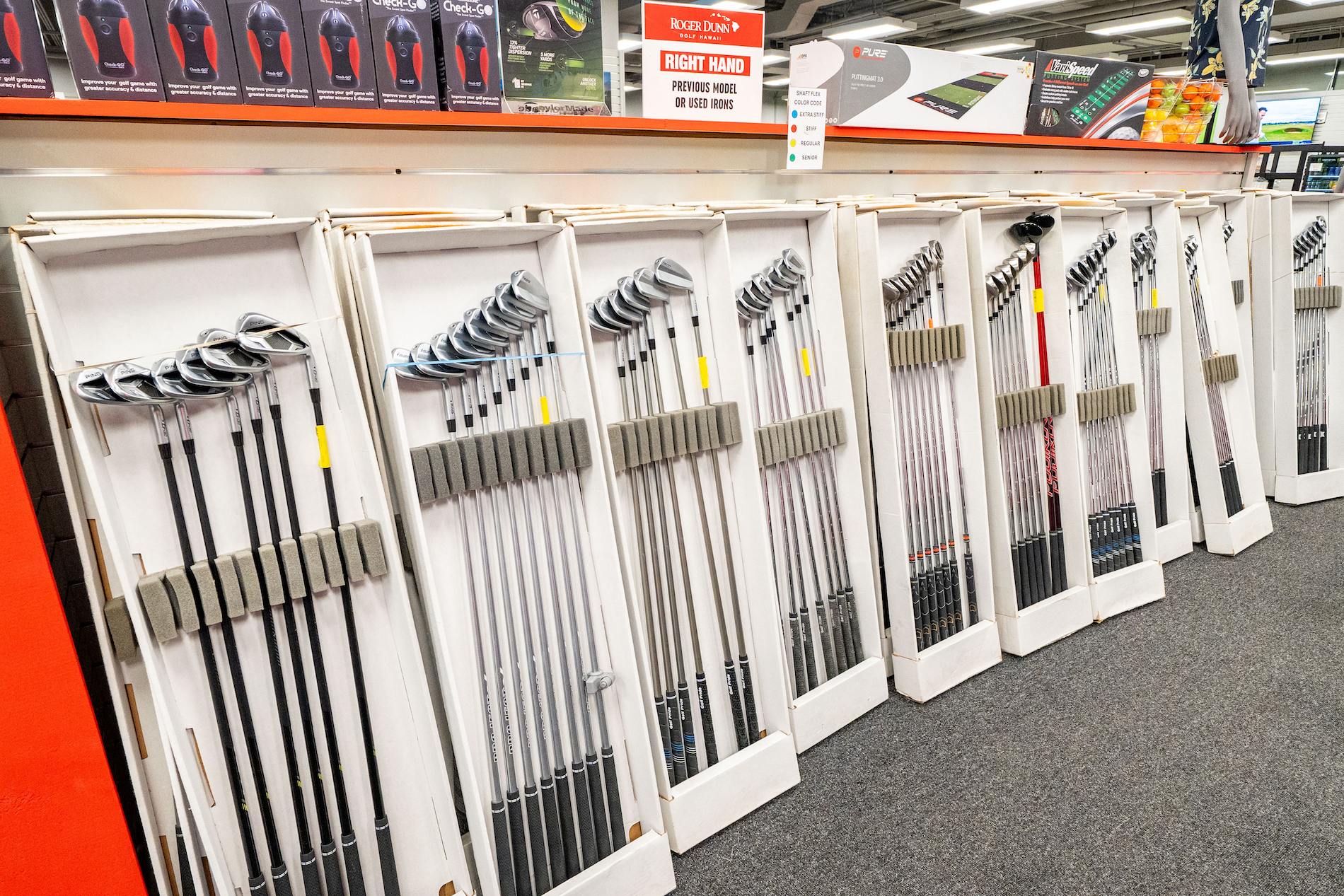 Honolulu Superstore — Roger Dunn Golf Hawaii