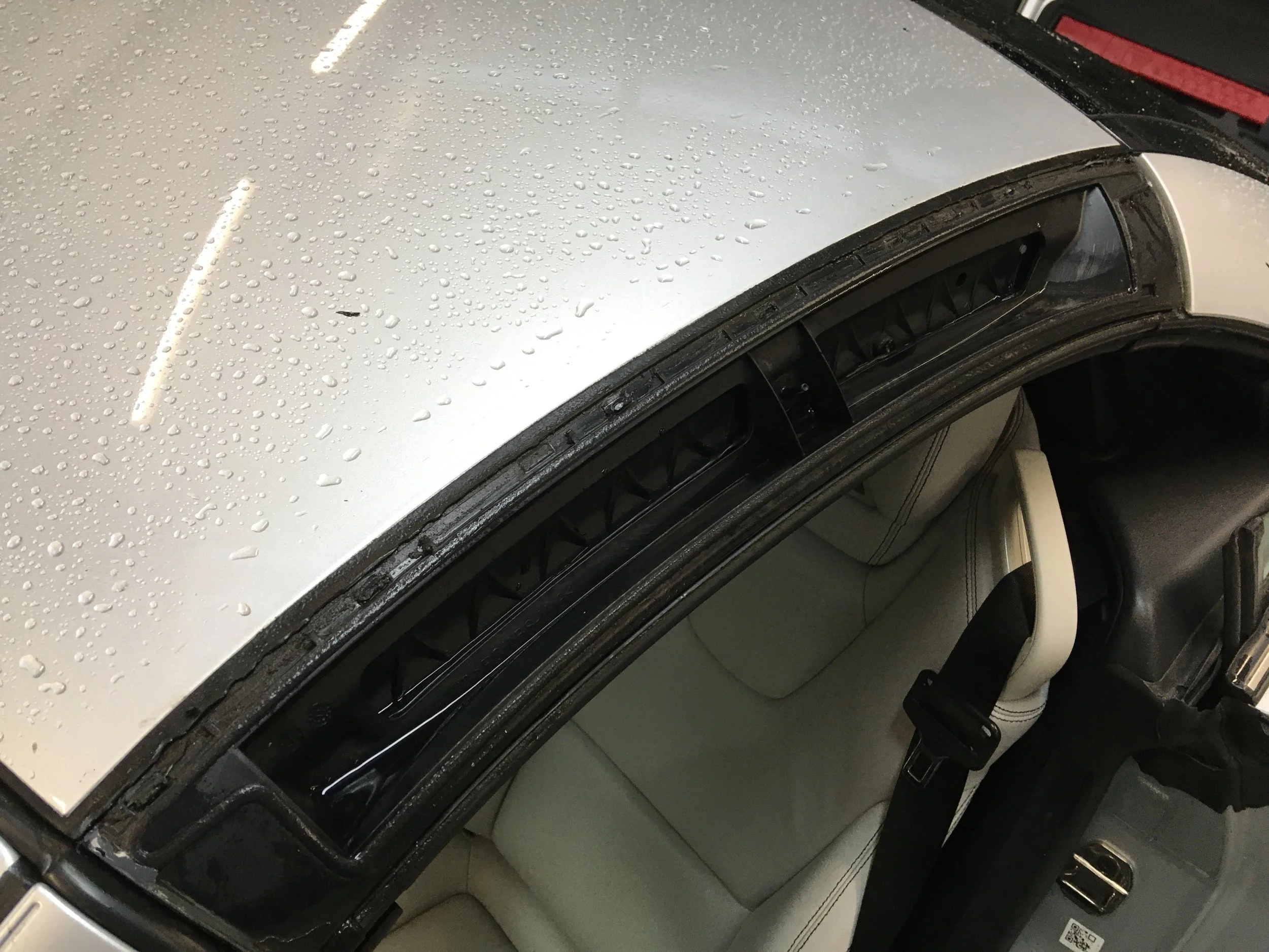 Mercedes SLK R172 2012-Onwards Top Section Panel Water Ingress Repair