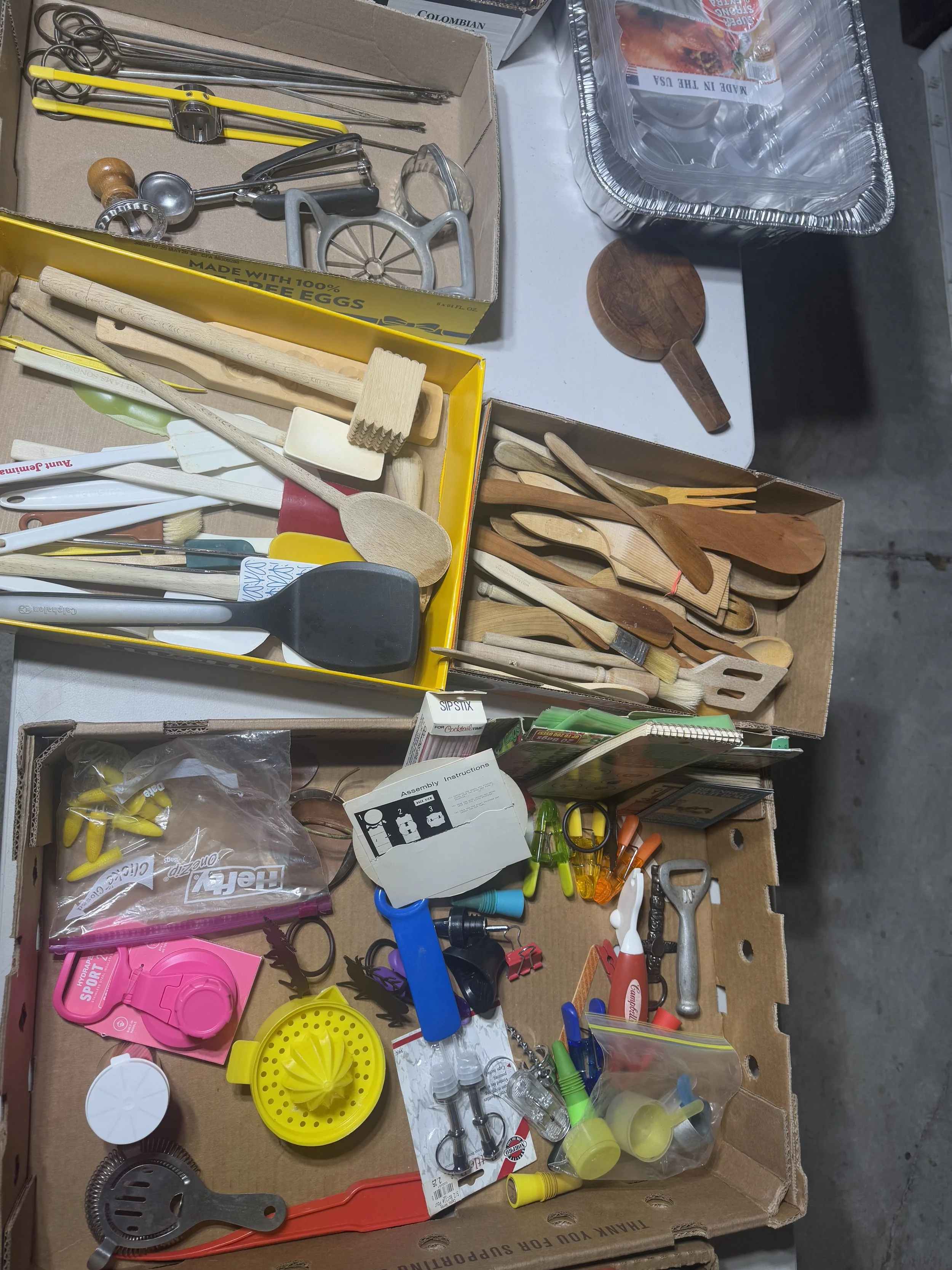 various kitchen utensils 