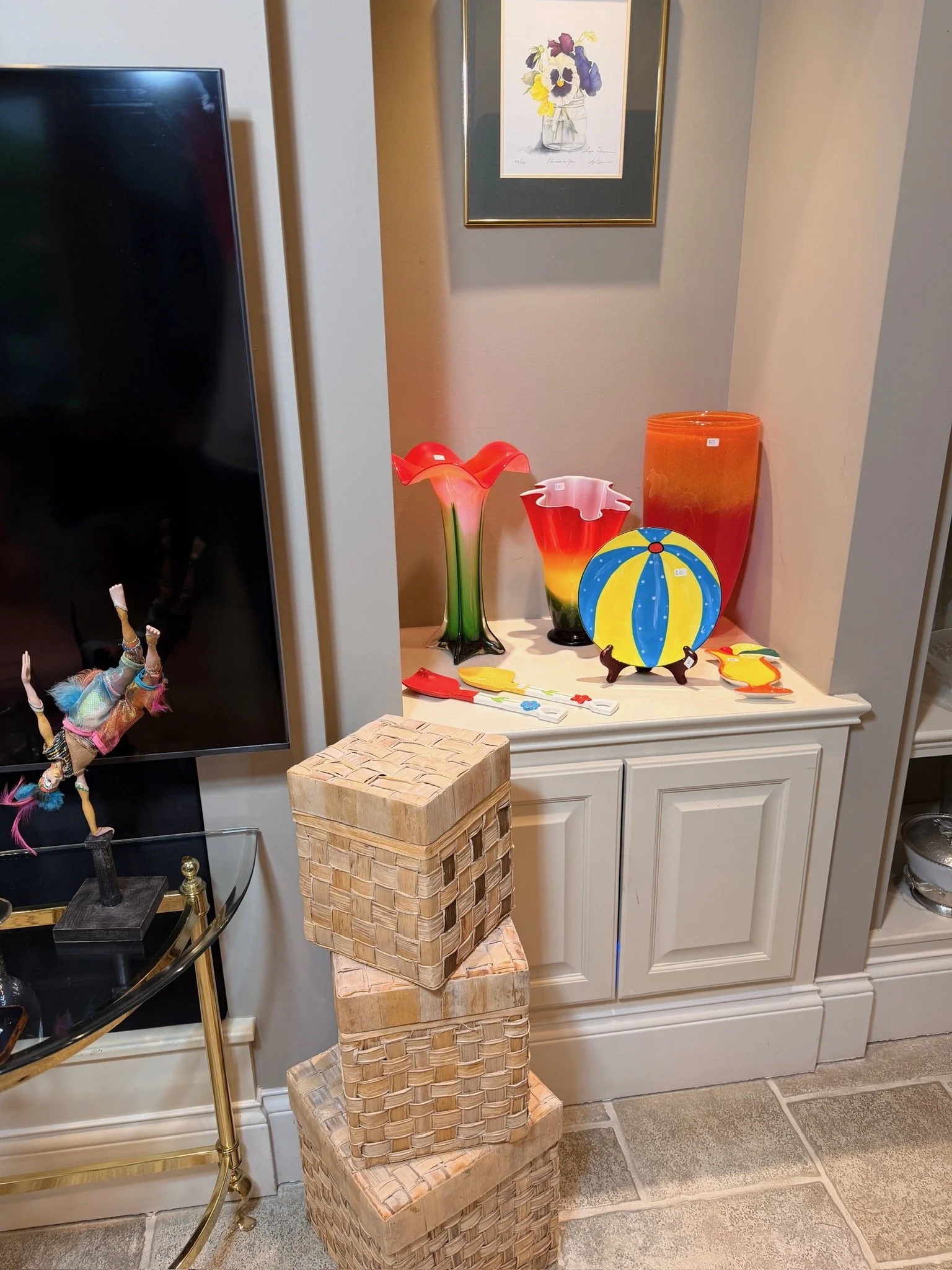 Decorative art glass, nesting boxes, decor