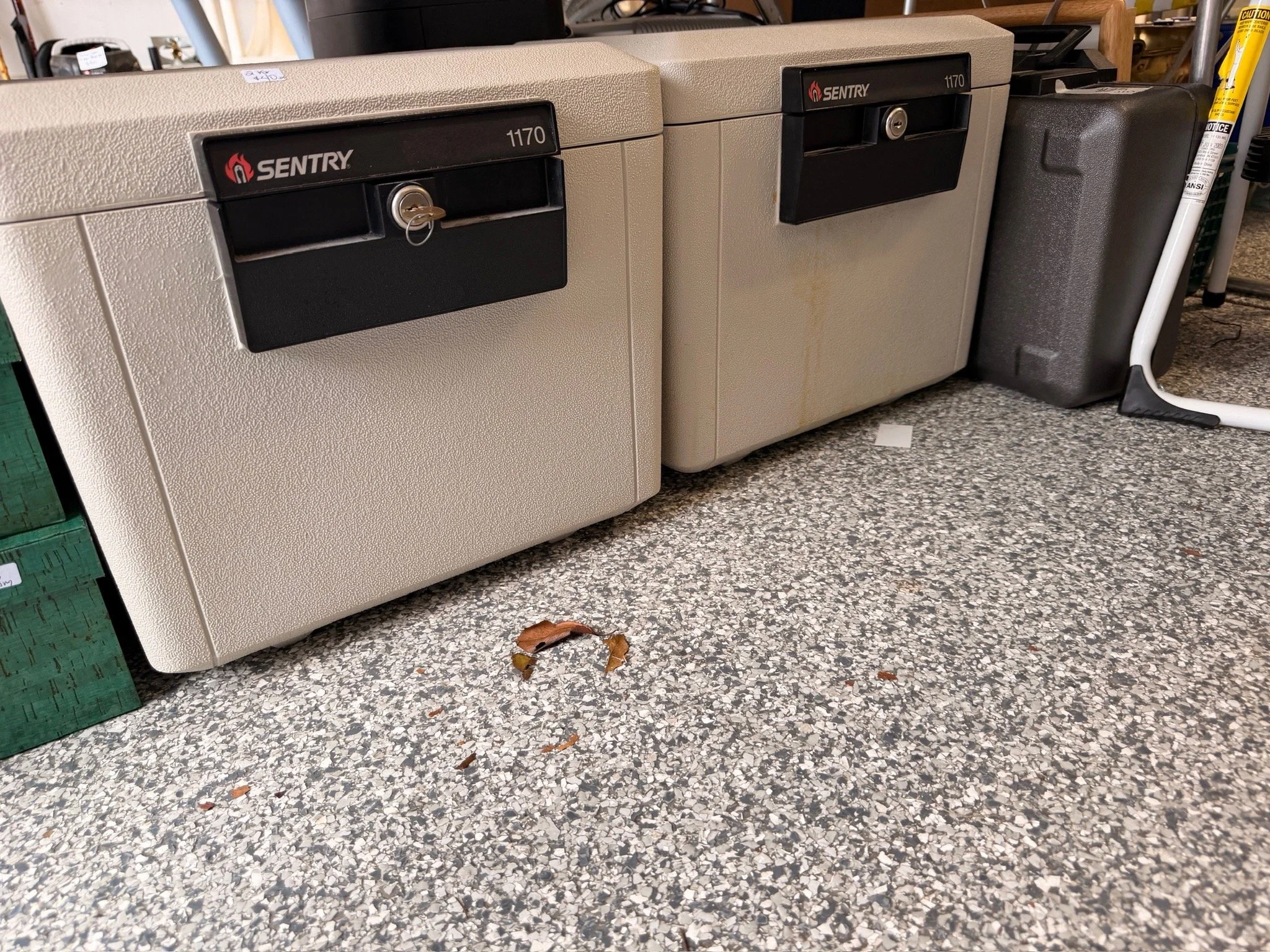 Fireproof safe