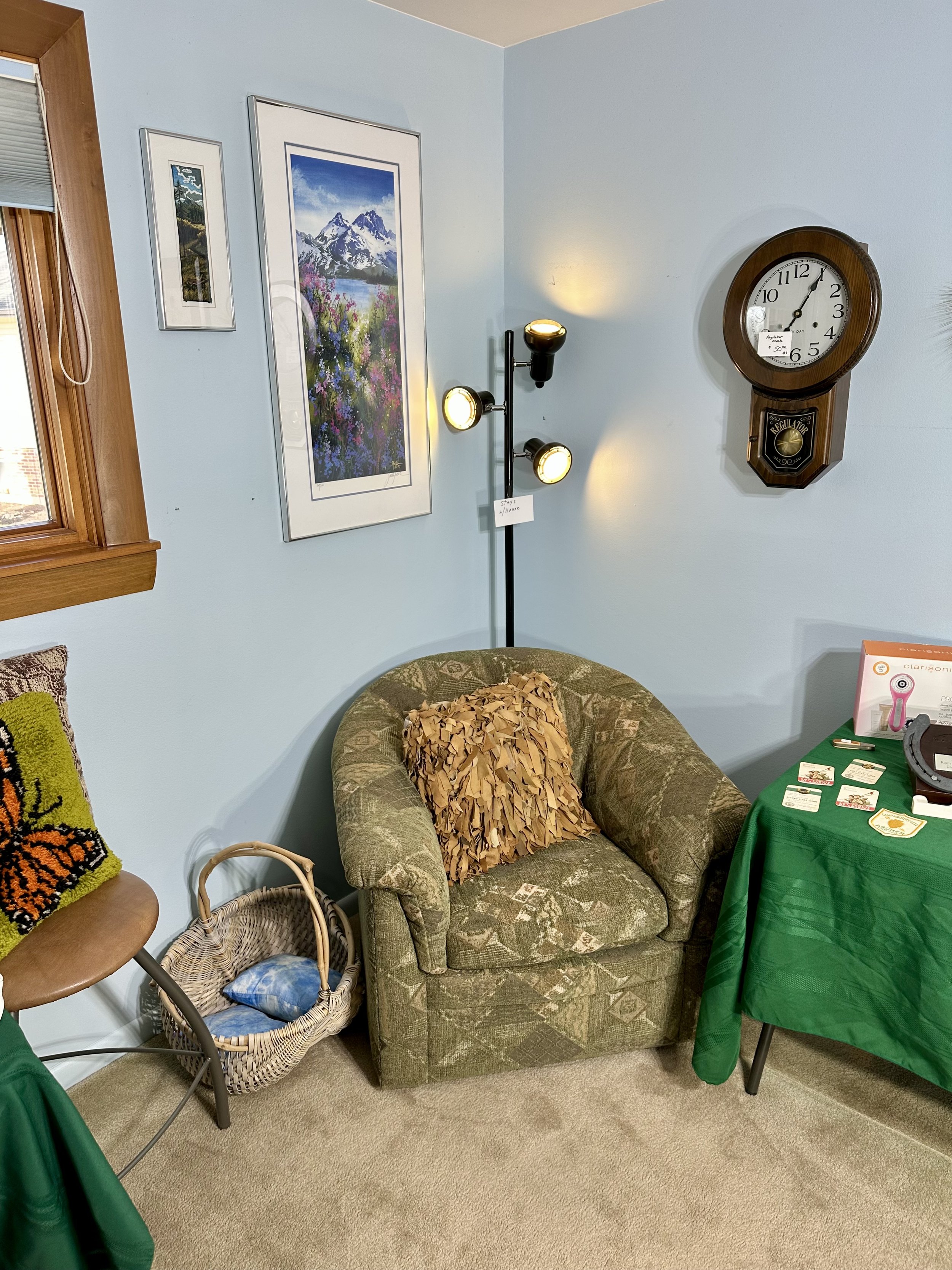 art, armchair, Regulator wall clock 