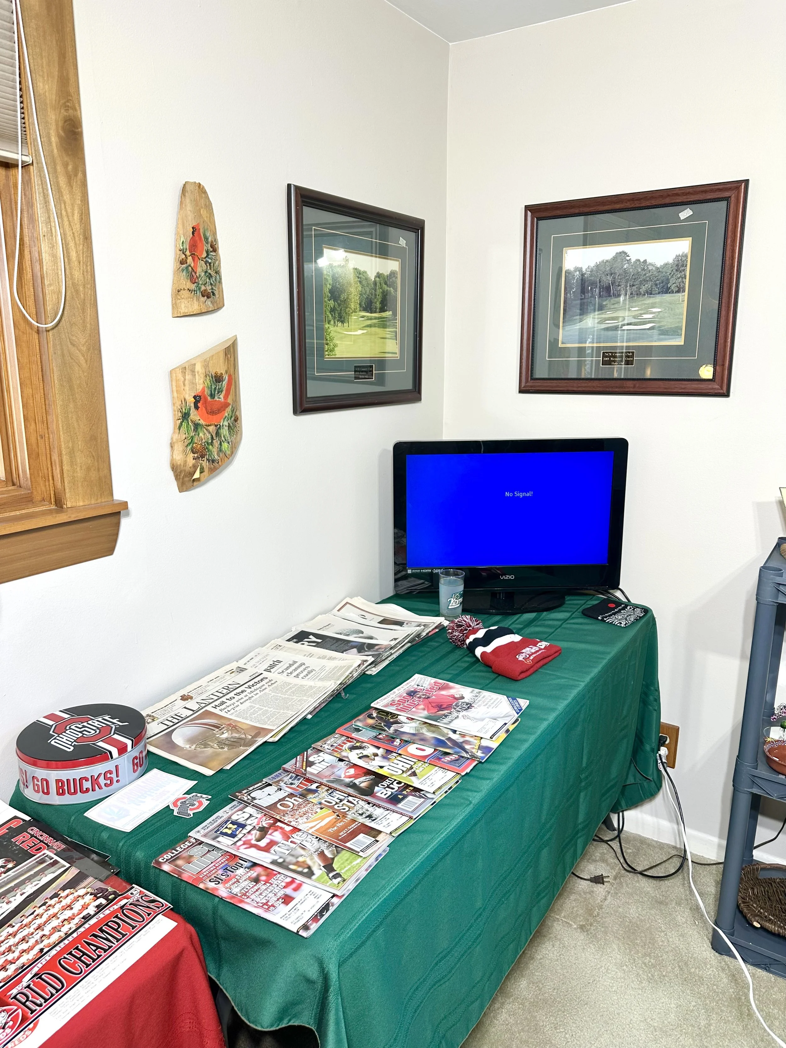 OSU Football newspapers and magizines