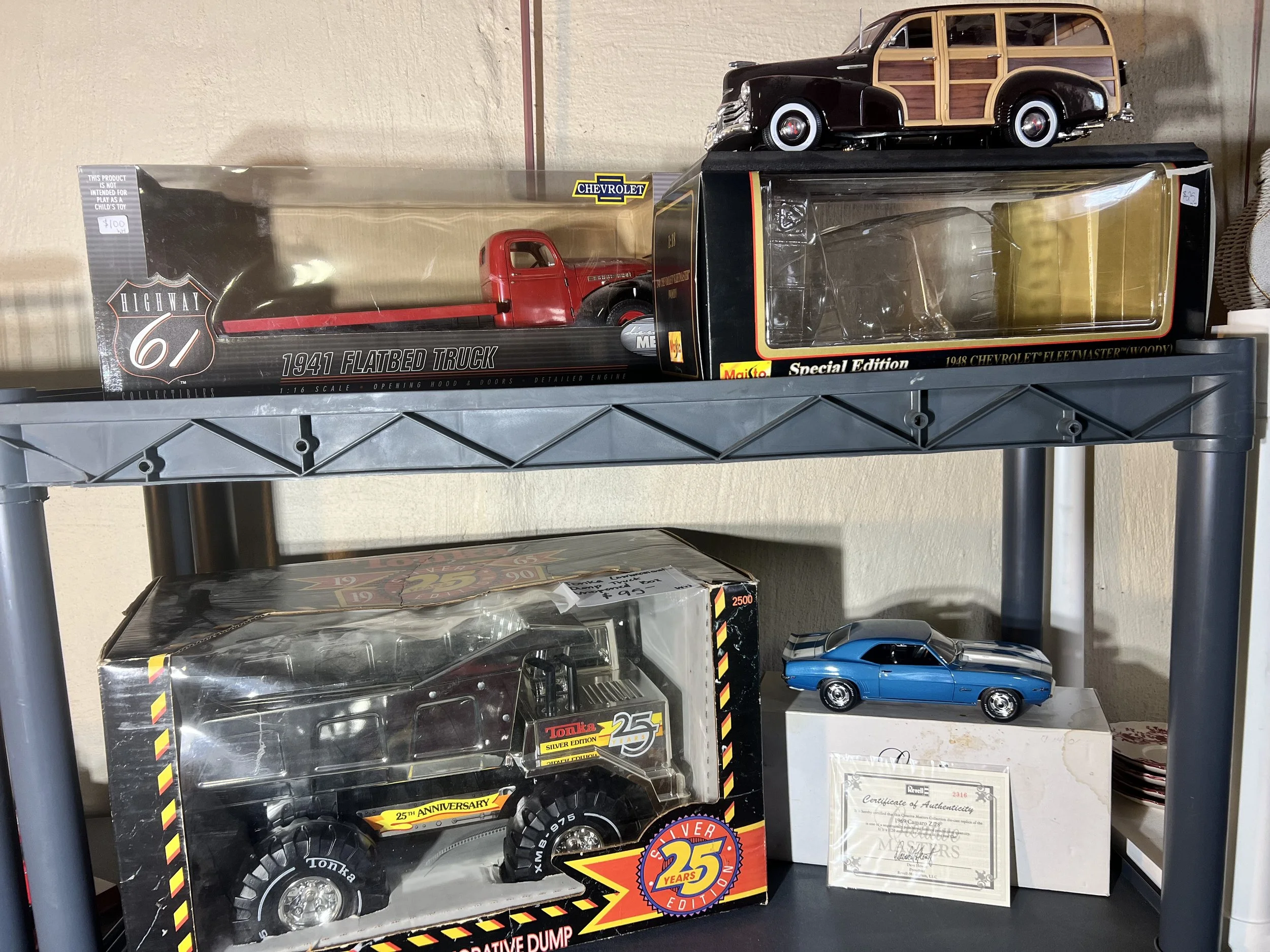 Highway 61 1941 Flatbed truck and a Tonka 25th Anniversary Silver Edition dump truck
