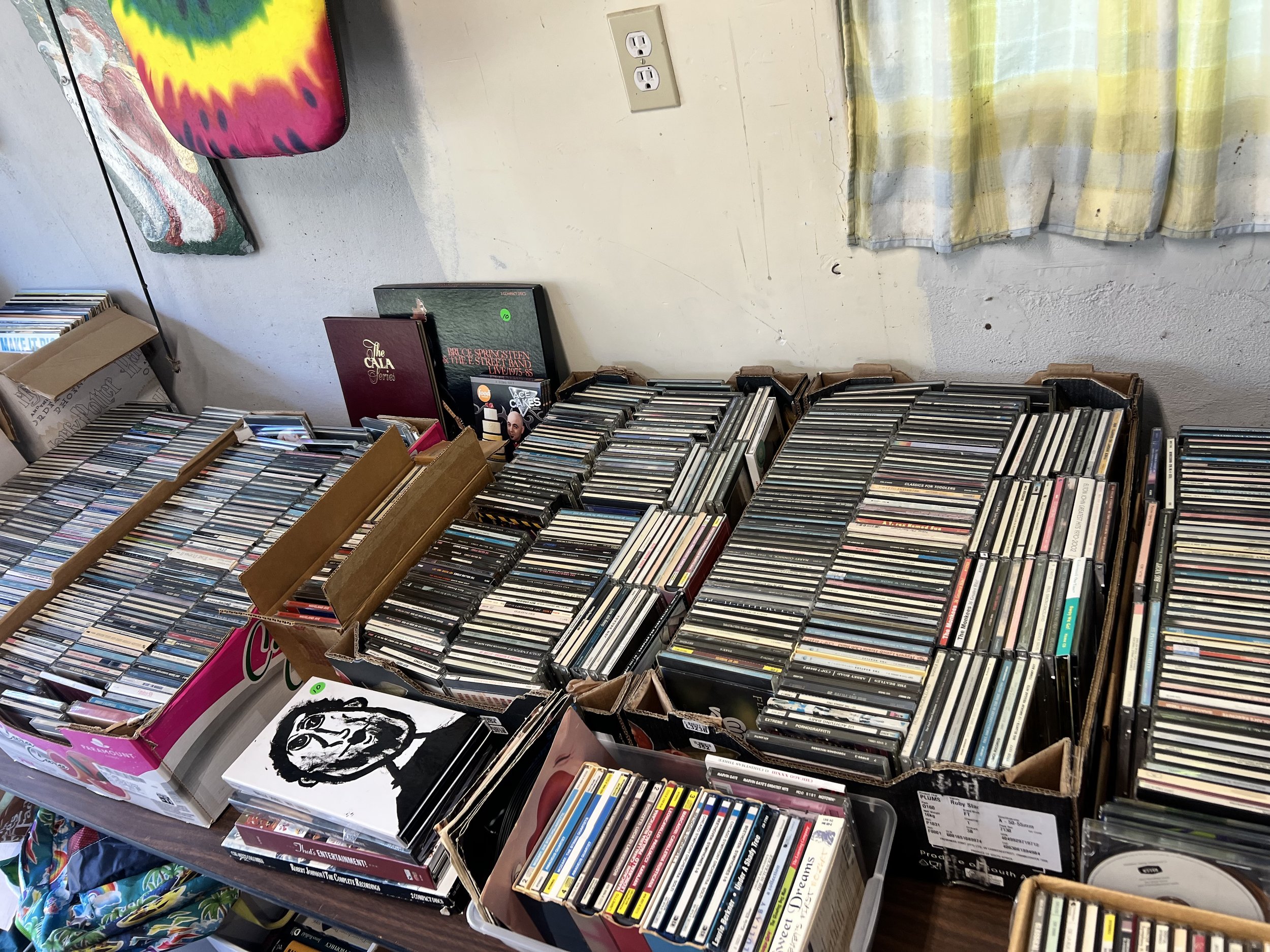 Hundreds of CDs and various albums