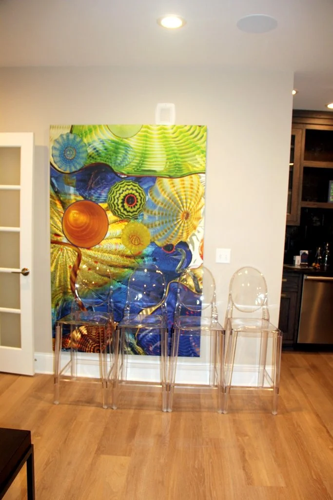 Chihuly Glass Print, 4 Acrylic Counter Stools