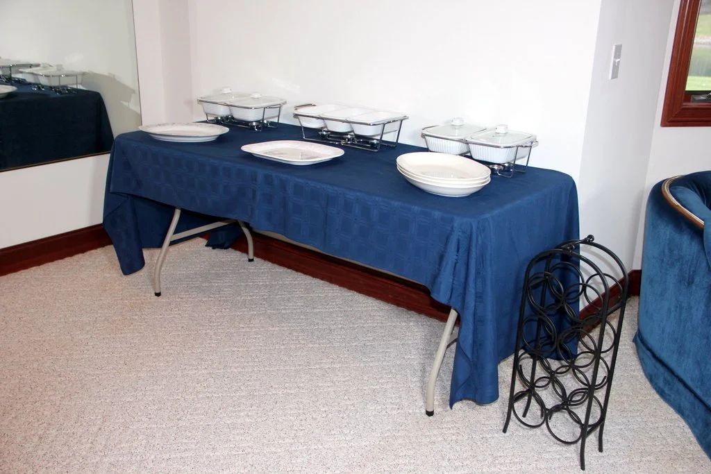 Lots of Buffet / Serving Pieces for Entertaining