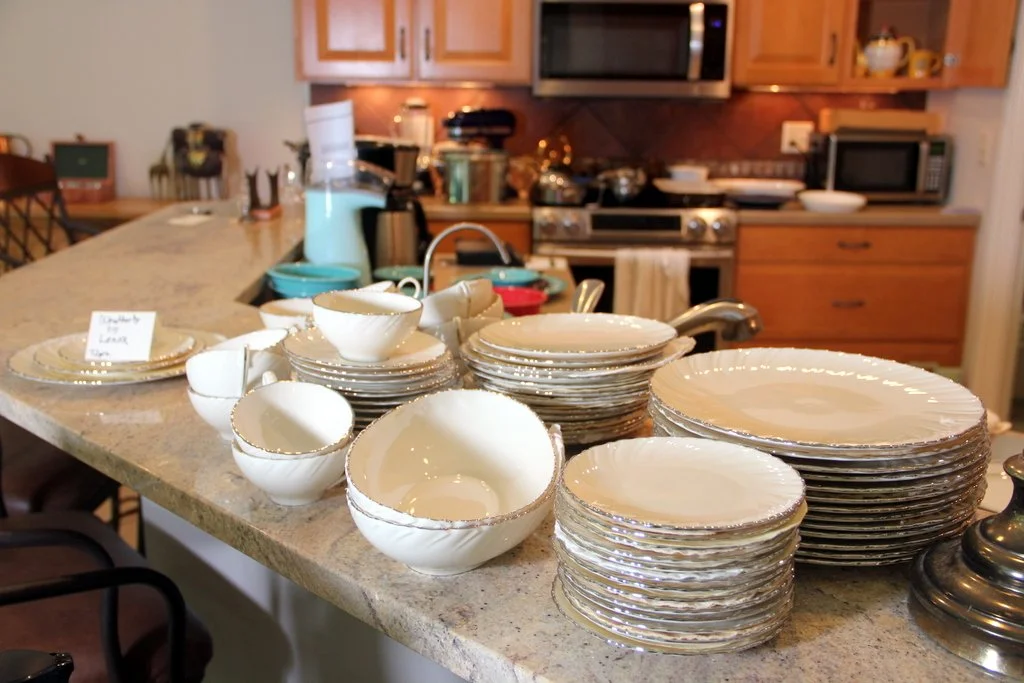 72 pcs. Lenox Weatherly