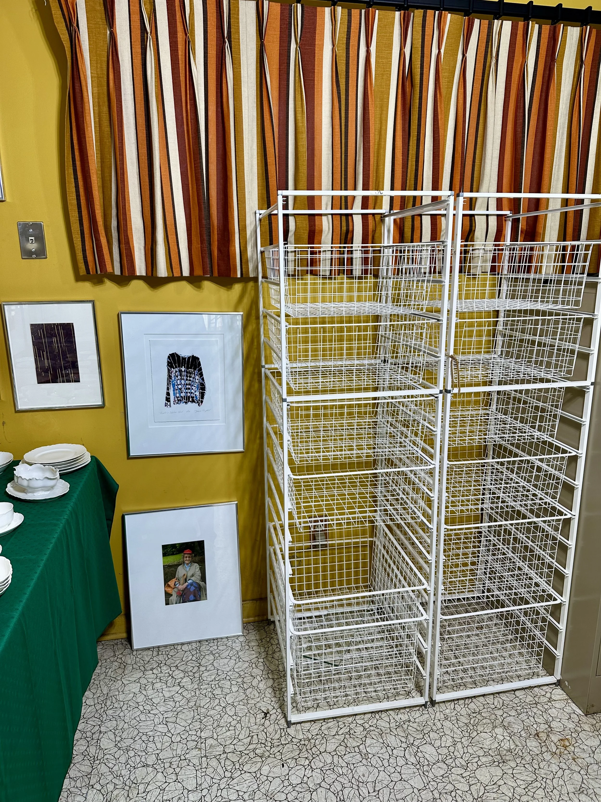 Wire basket storage drawers/shelving 