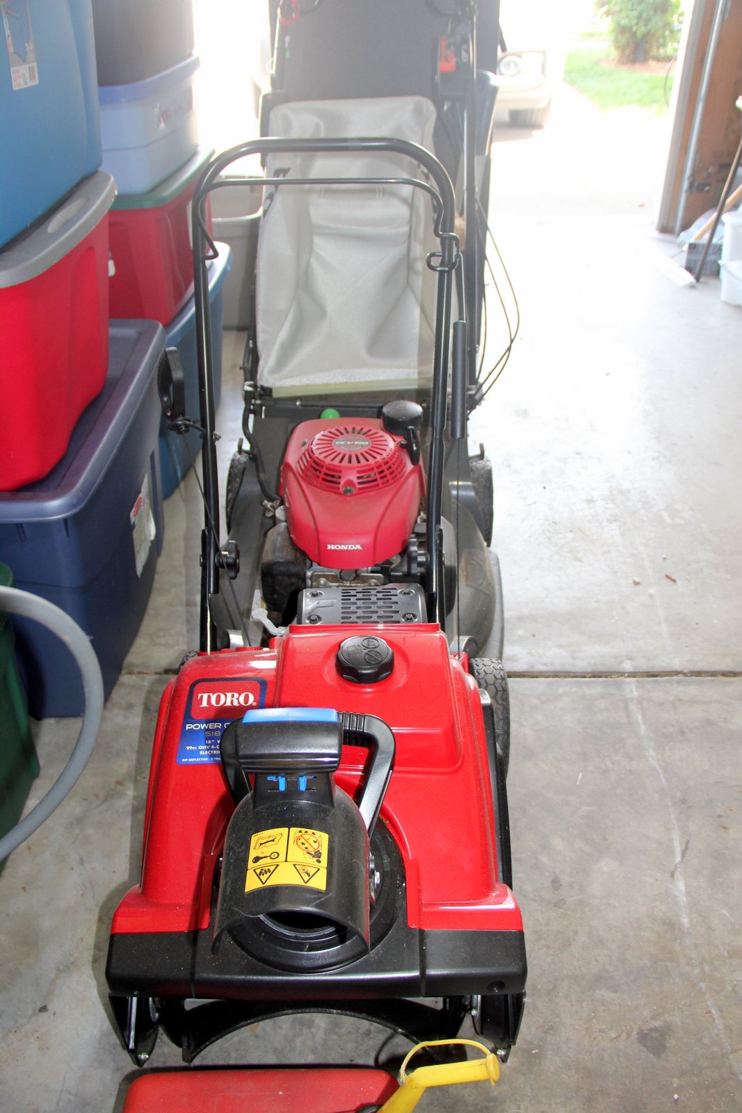 Toro Snow Thrower