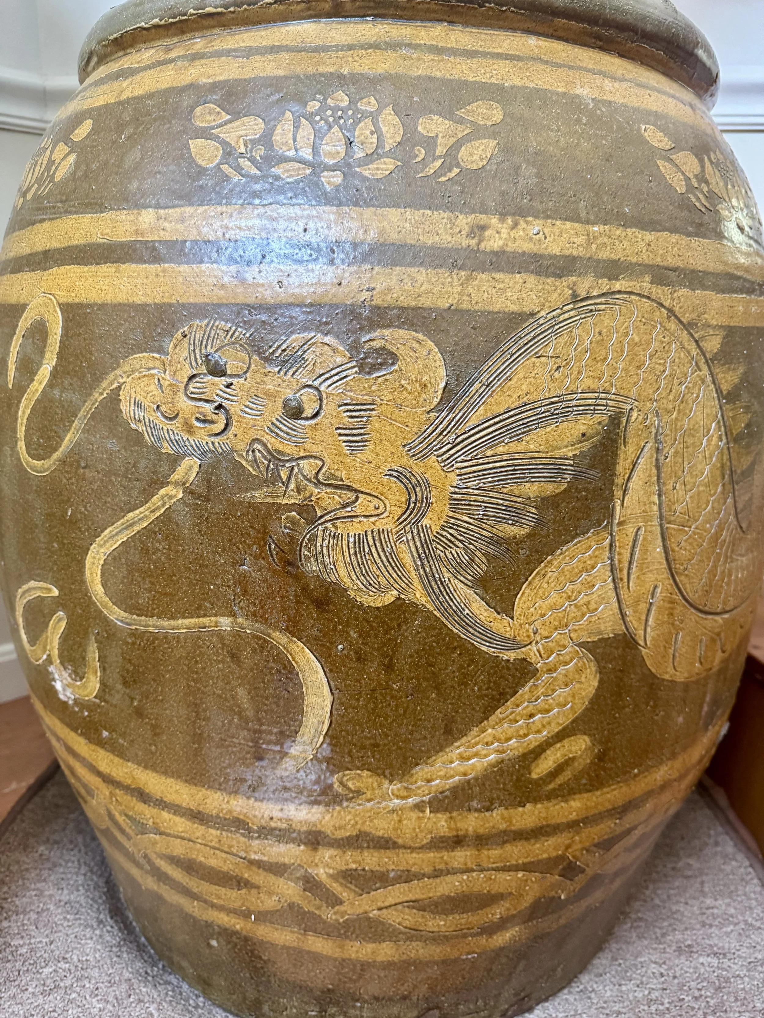 vintage Chinese dragon jars/pots 