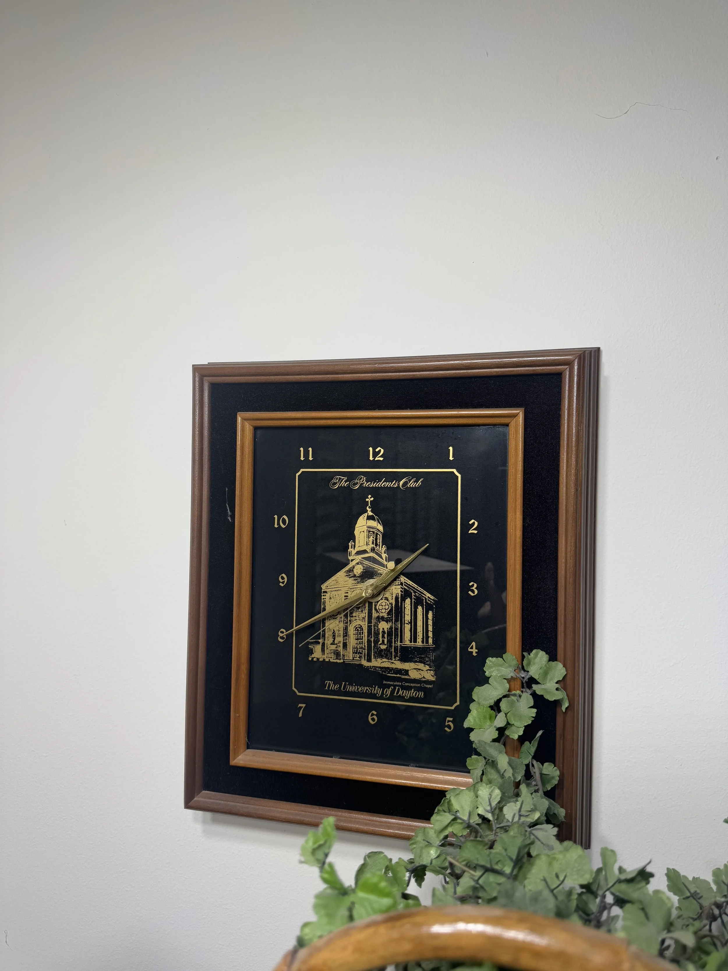 vintage UD Presidents Club clock