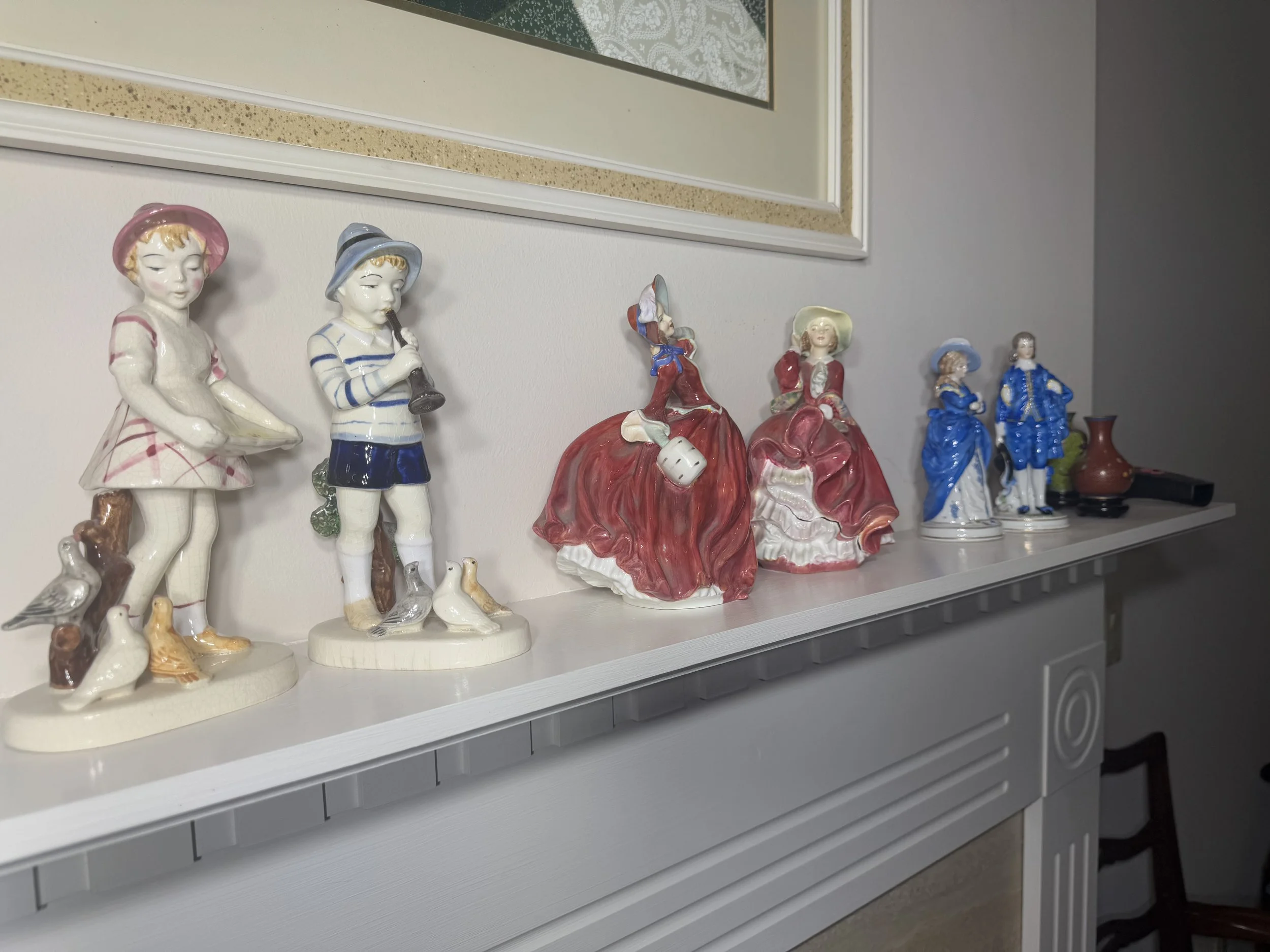 Colonial Couple Figurines