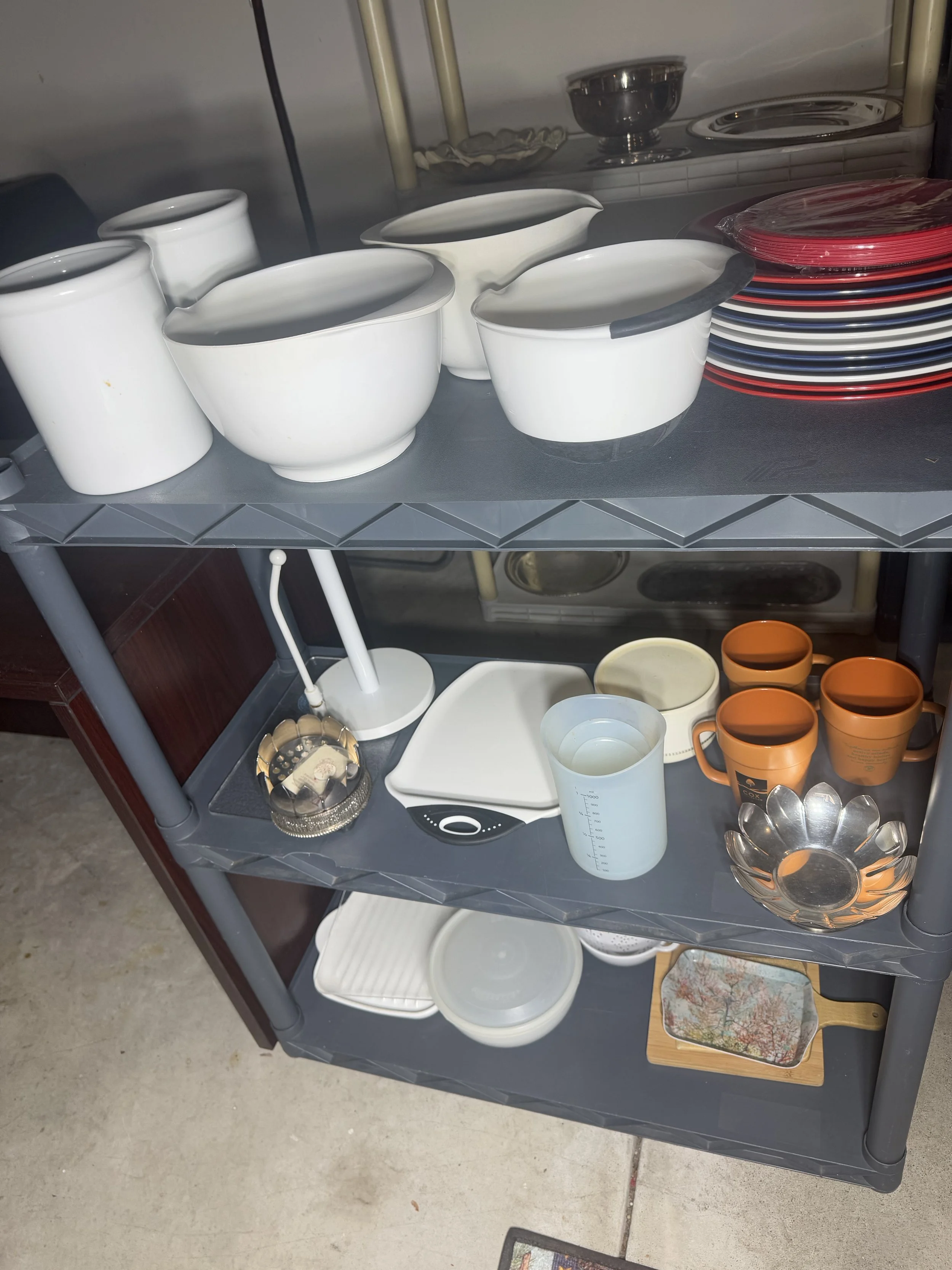 various kitchen items