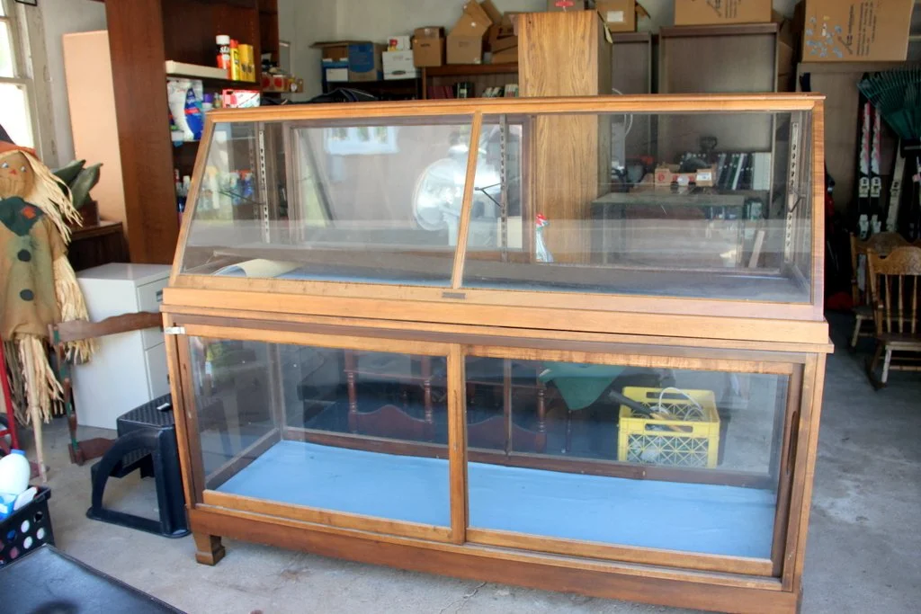 Display Cabinet