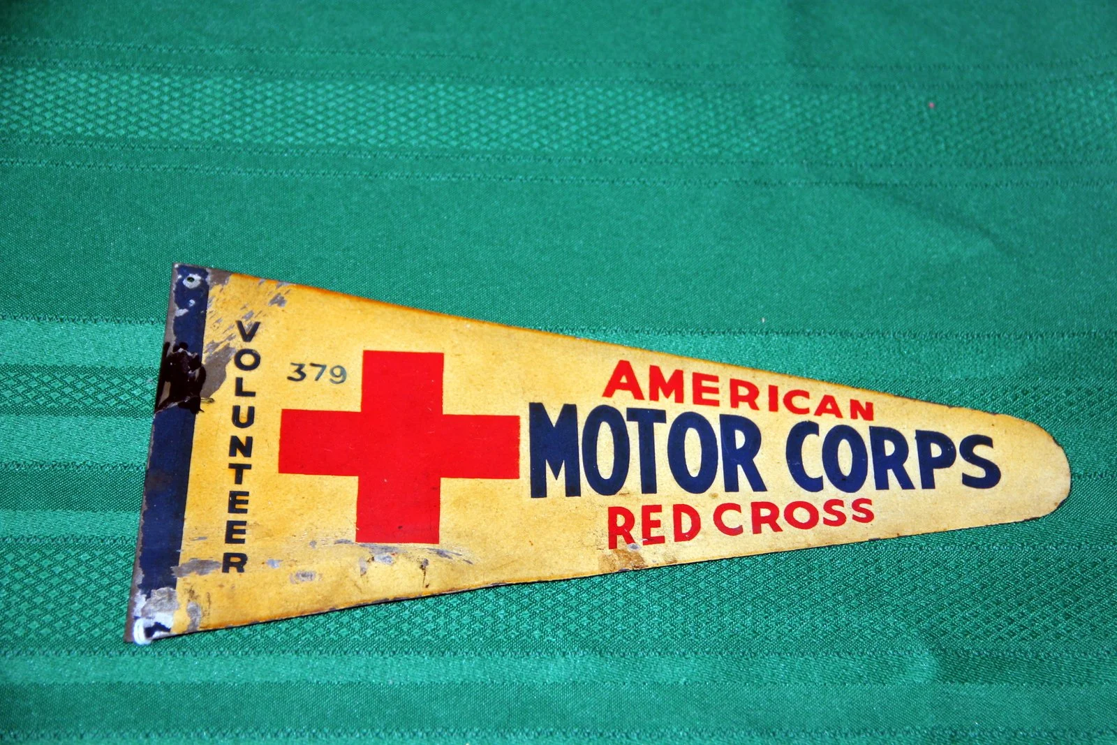 2 Sided American Motor Car Red Cross Pennant