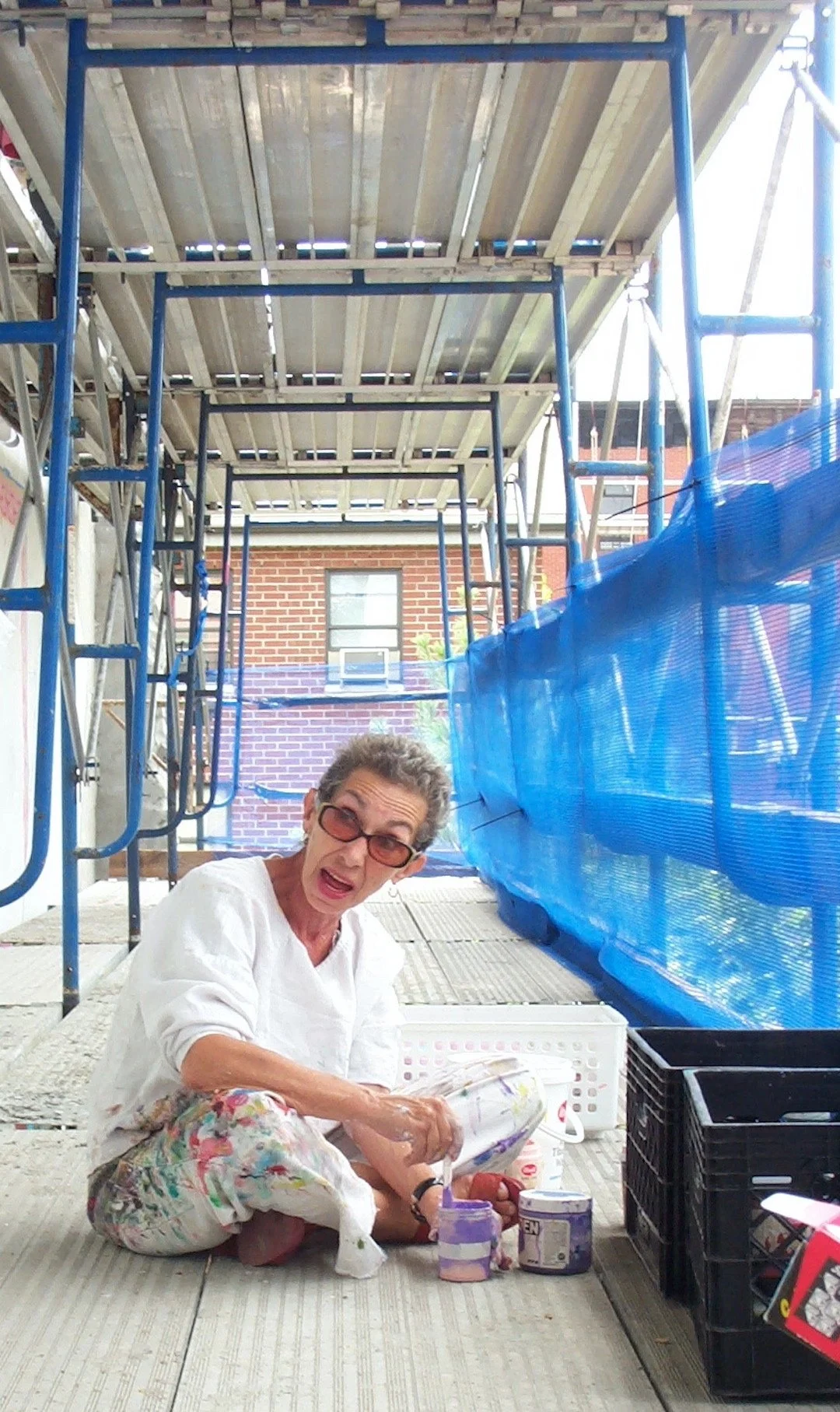 AM 13_25_Janet mix paint.JPG