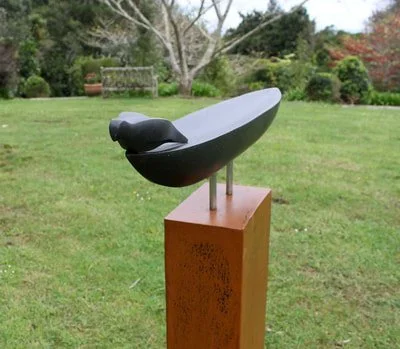 basalt-bird-on-waka-1-s.jpg
