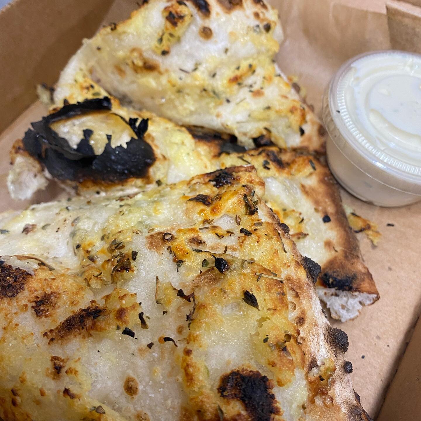 Wood Fired Garlic Sourdough Bread with Roasted Garlic &amp; Herb Dip 

Just ask!!! 
&bull;
&bull;
&bull;
#garlicbread #sourdough #woodfired #pizza #takeout #dublin #garlic #bread #dublinfoodie #dublinfood