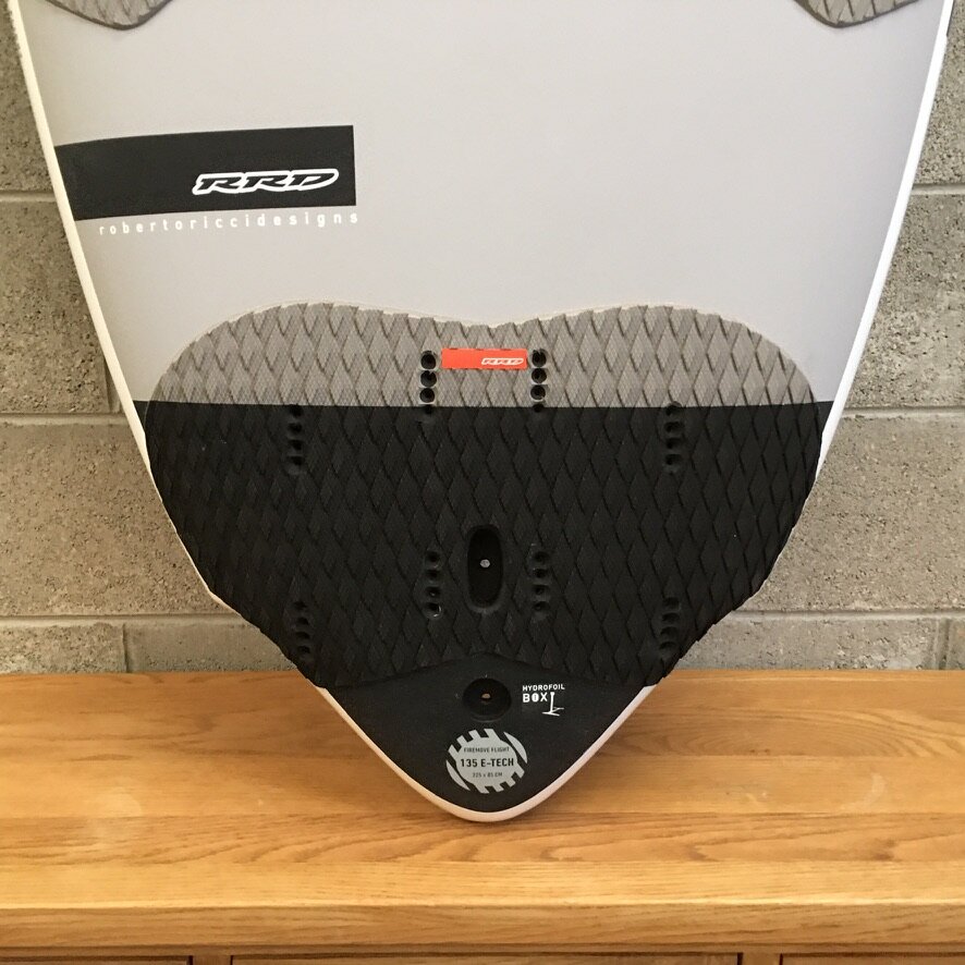 RRD Firemove Flight 135 E-Tech at Bigsurfshop 4.jpeg