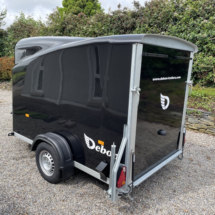 Debon Cargo 1300 Trailer at Bigsurf 38.jpeg