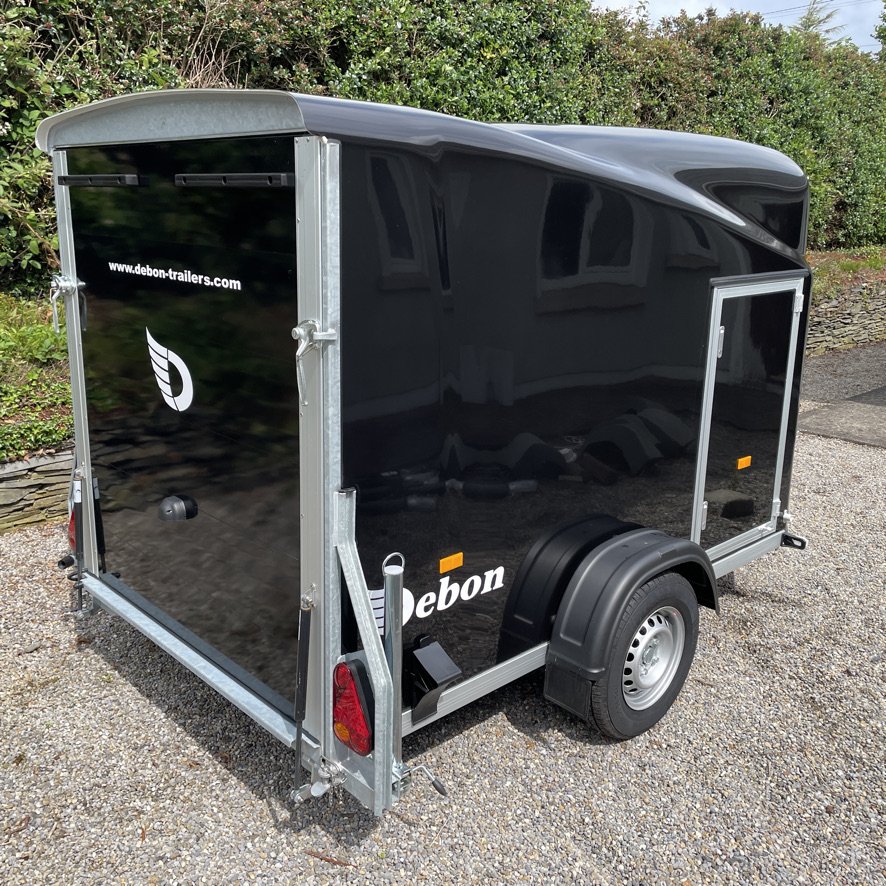 Debon Cargo 1300 Trailer at Bigsurf 30.jpeg