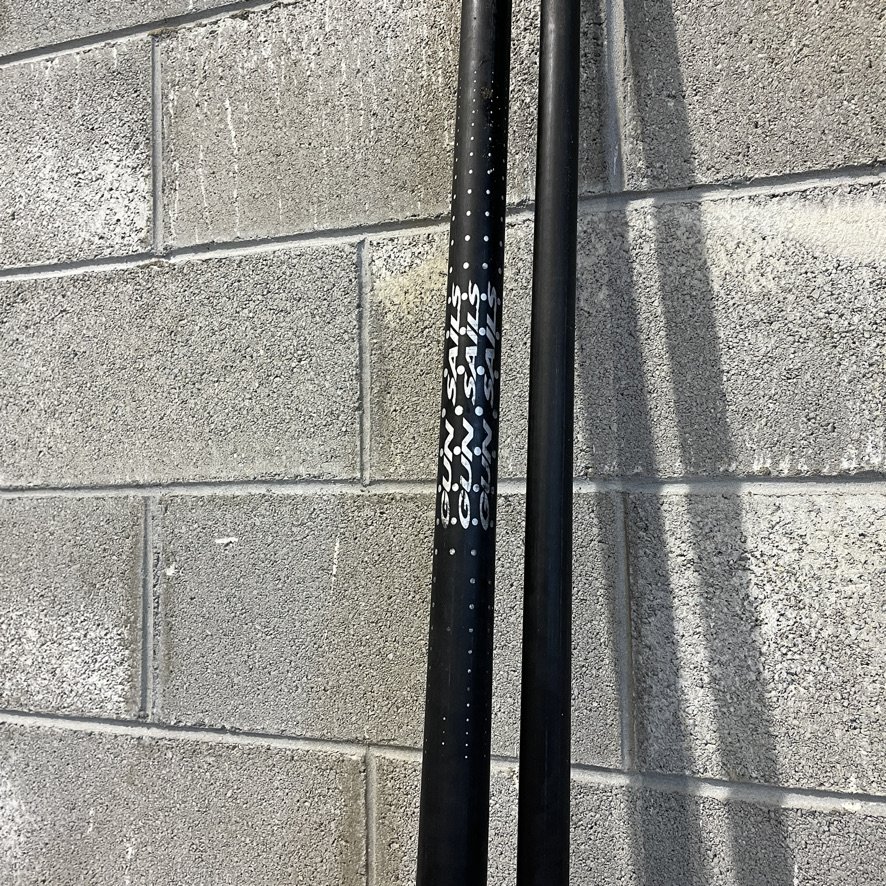 Gun Loop 380cm C25 SDM Mast at Bigsurf 1.jpeg