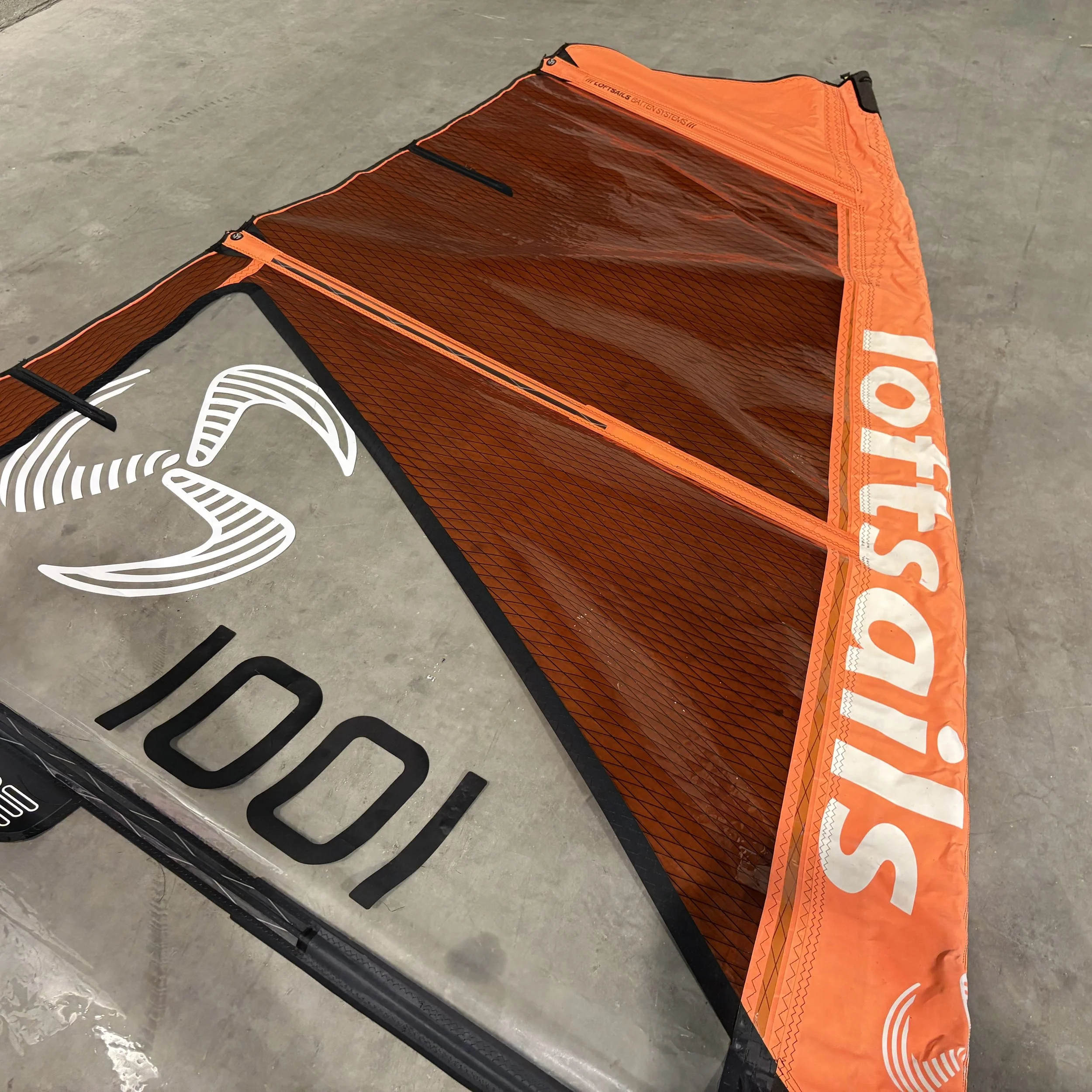 USED LoftSails Skyscape 7.7 at Bigsurf Windsurf Shop 13.JPG