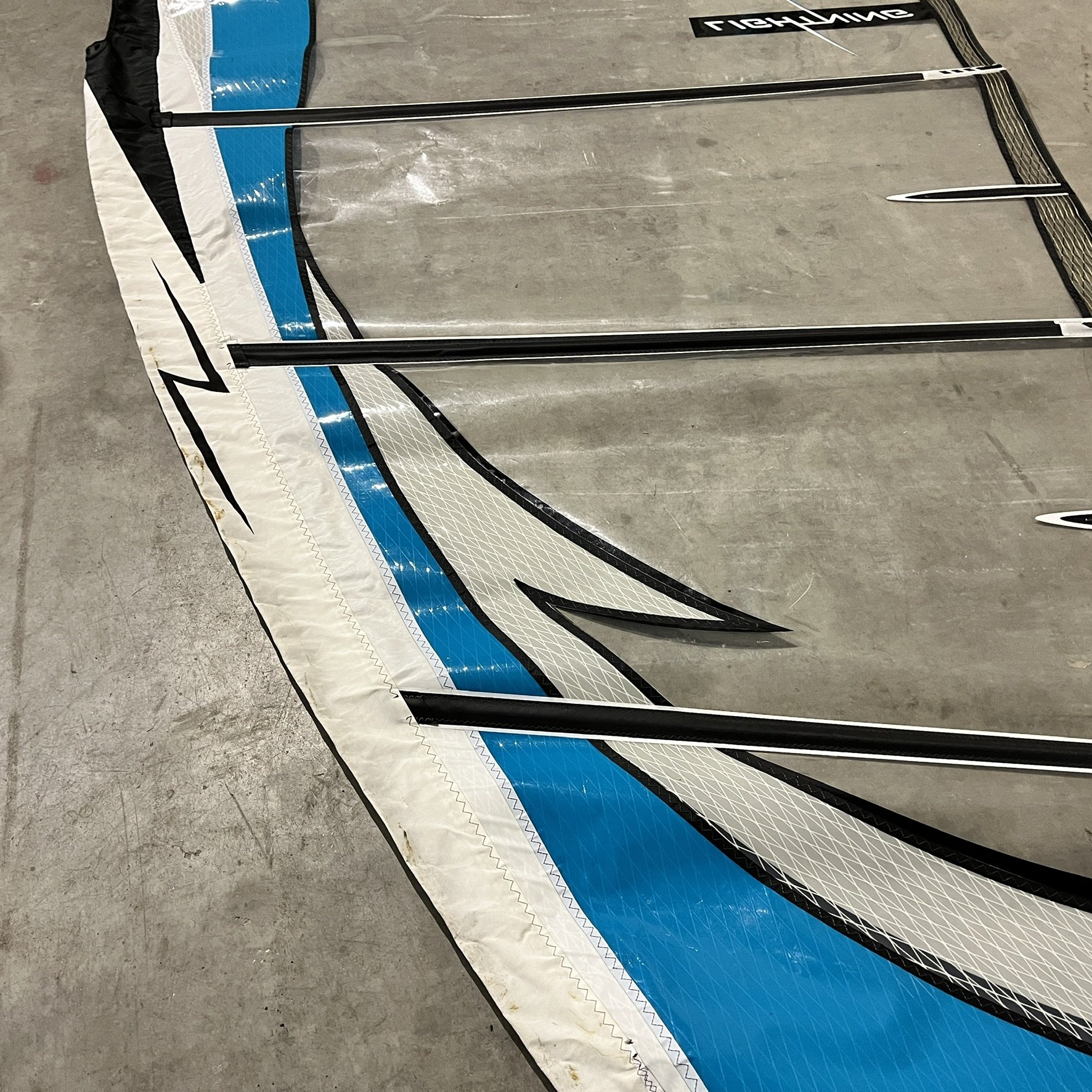 Tushingham Lightning 7m at Bigsurf Windsurf Shop 8.jpeg