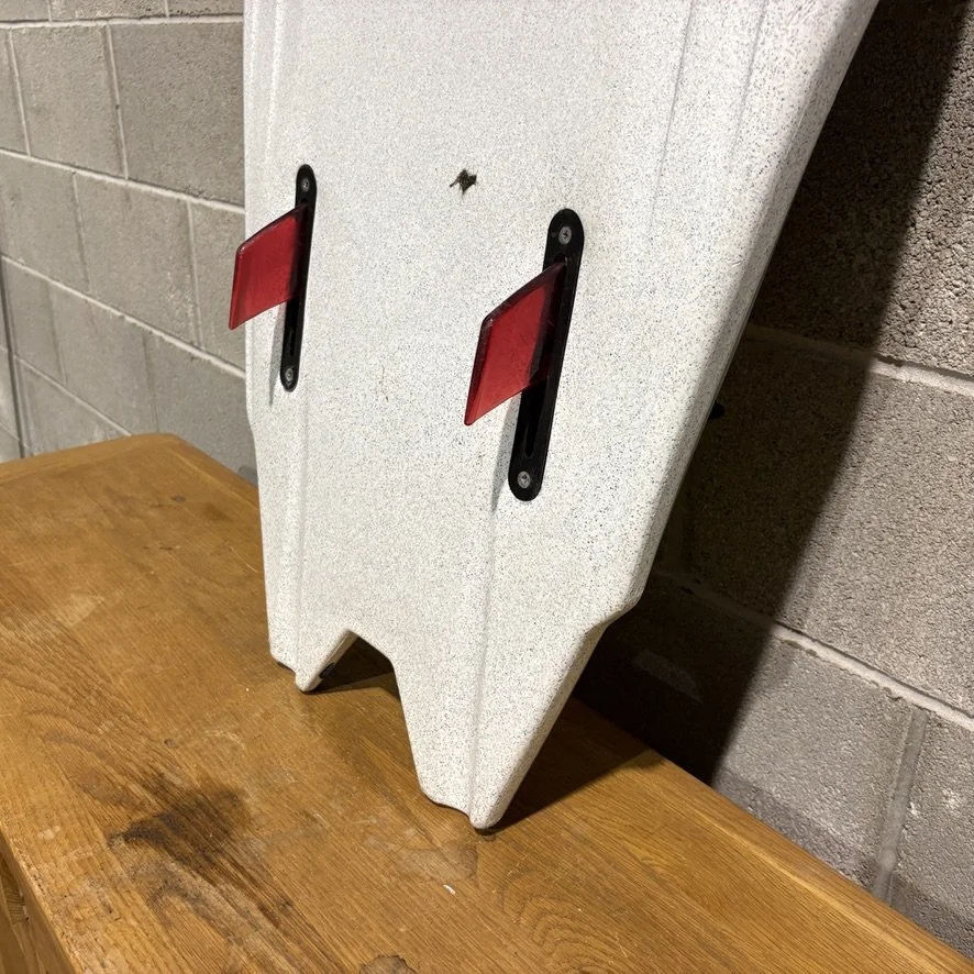 USED Connelly Kneeboard at Bigsurf 6.jpeg