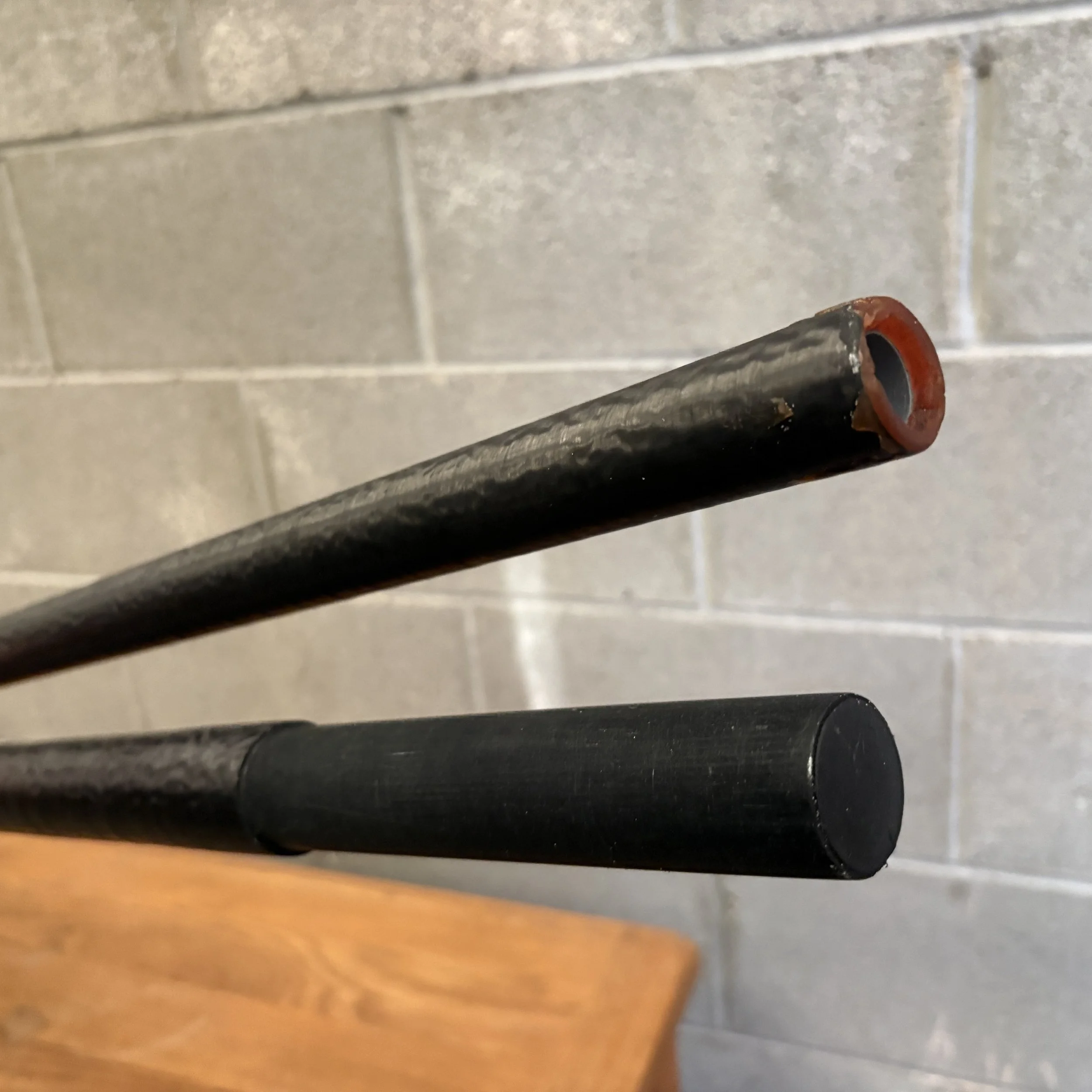 Loft 430cm RDM Mast at Bigsurf windsurf shop 8.JPG